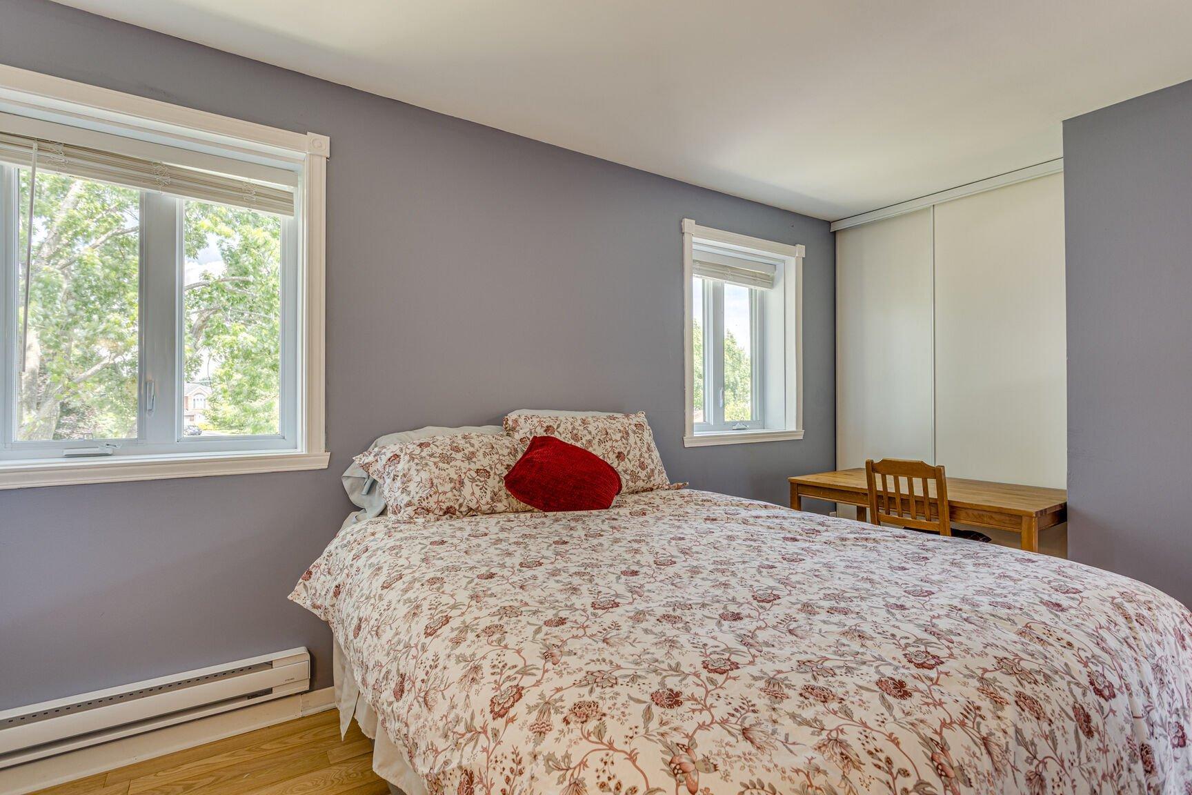 









4968


Rue Trépanier

,
Montréal (Pierrefonds-Roxboro),




QC
H9K1J2

