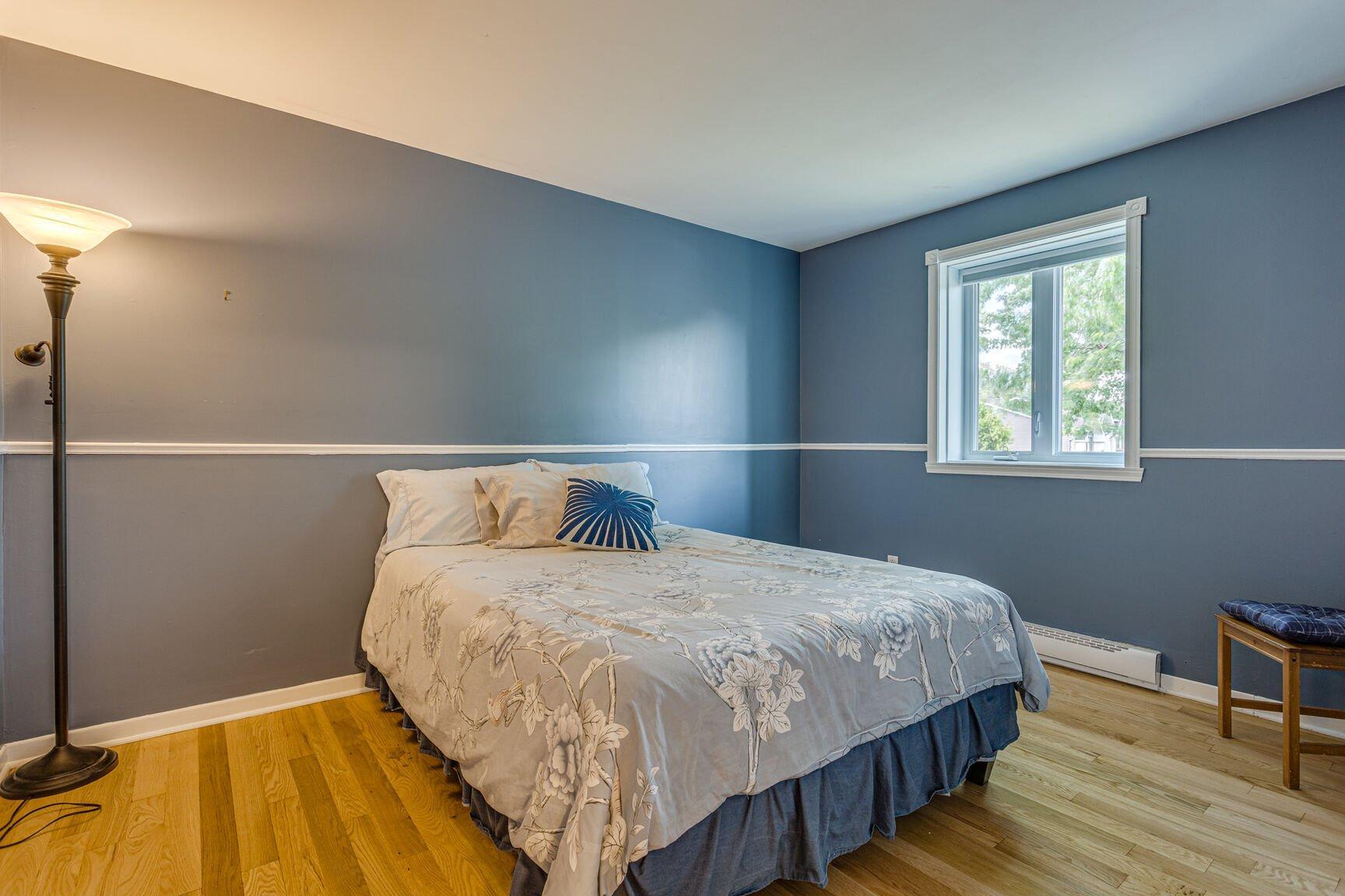 









4968


Rue Trépanier

,
Montréal (Pierrefonds-Roxboro),




QC
H9K1J2

