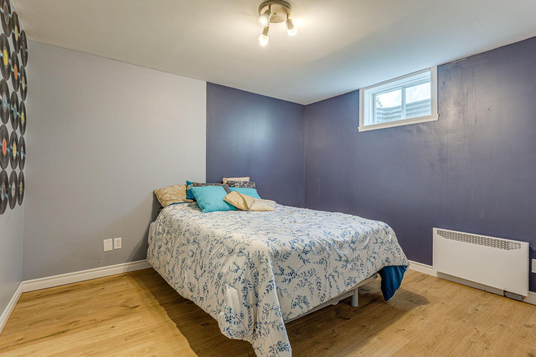 









4968


Rue Trépanier

,
Montréal (Pierrefonds-Roxboro),




QC
H9K1J2

