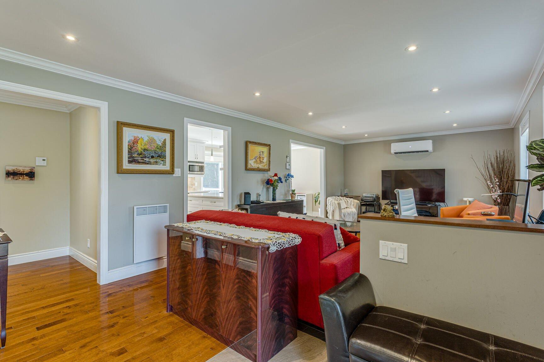 









4968


Rue Trépanier

,
Montréal (Pierrefonds-Roxboro),




QC
H9K1J2


