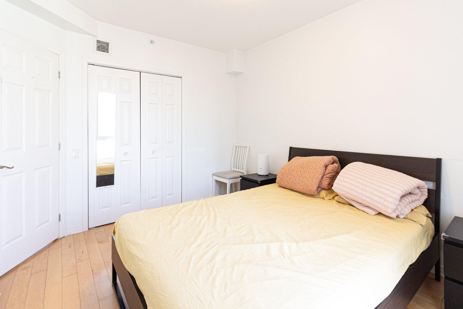 









1235


Rue Bishop

, 620,
Montréal (Ville-Marie),




QC
H3G2A6

