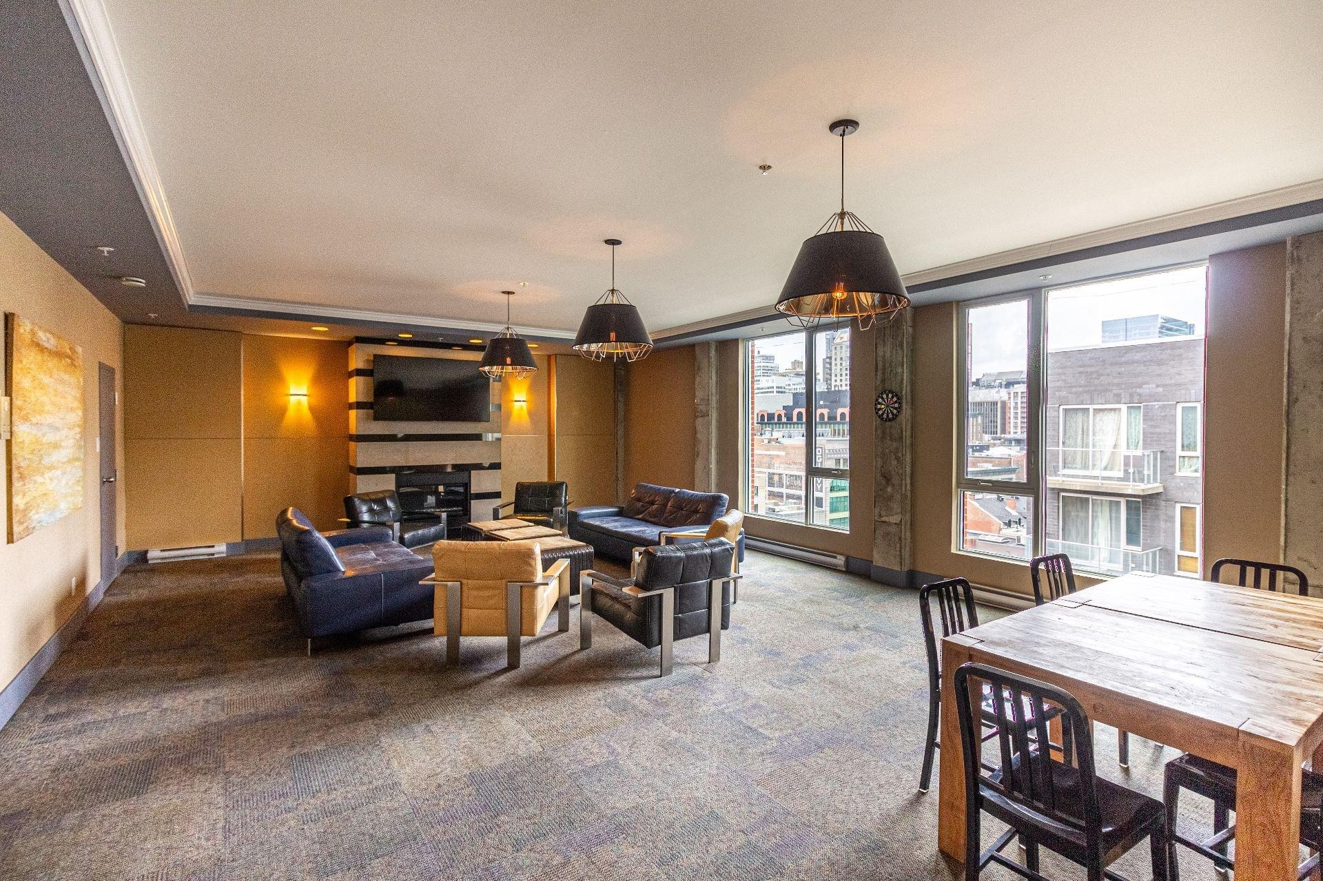 









1235


Rue Bishop

, 620,
Montréal (Ville-Marie),




QC
H3G2A6

