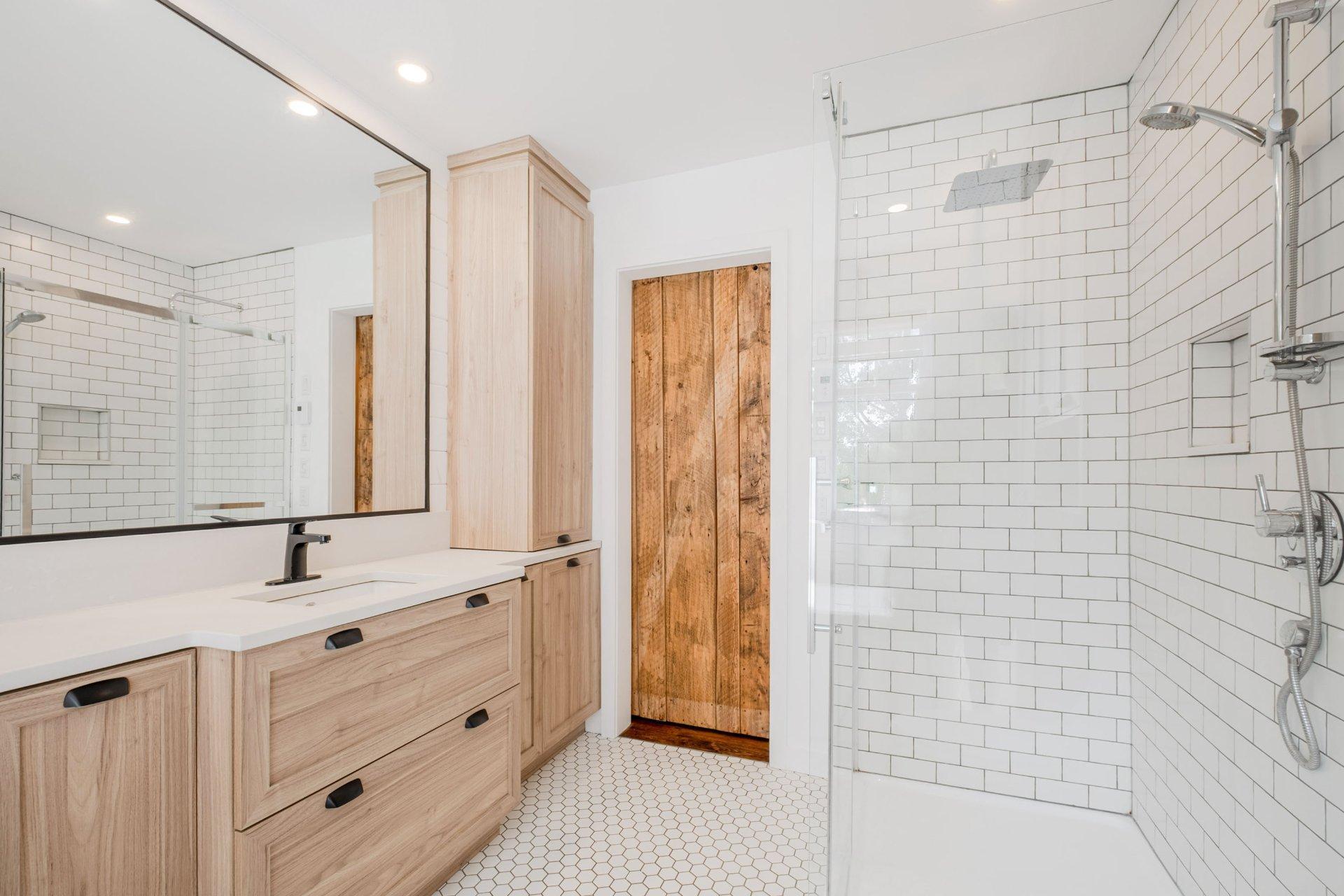 









10


Rue de la Vallée

,
Waterloo,




QC
J0E2N0

