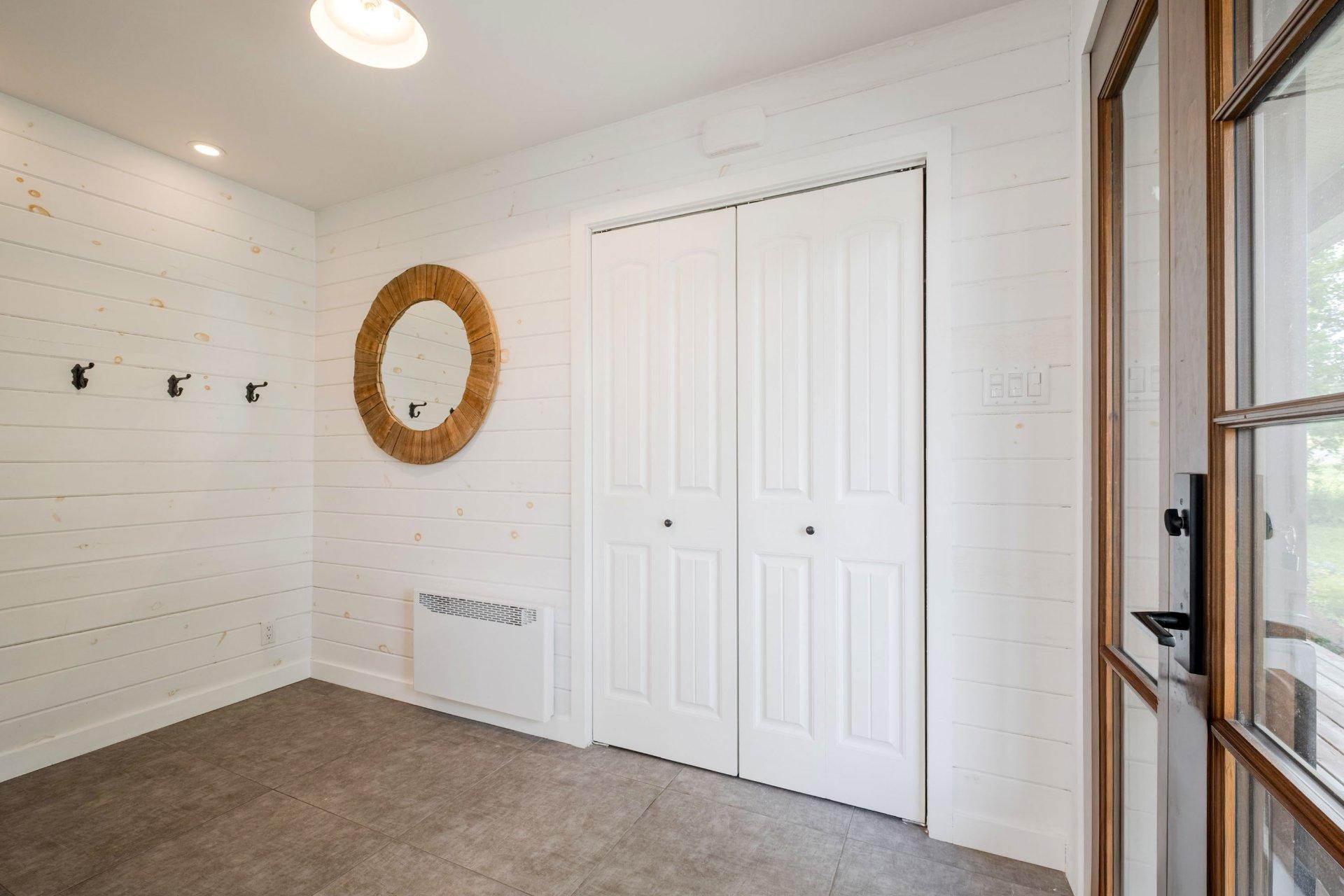 









10


Rue de la Vallée

,
Waterloo,




QC
J0E2N0

