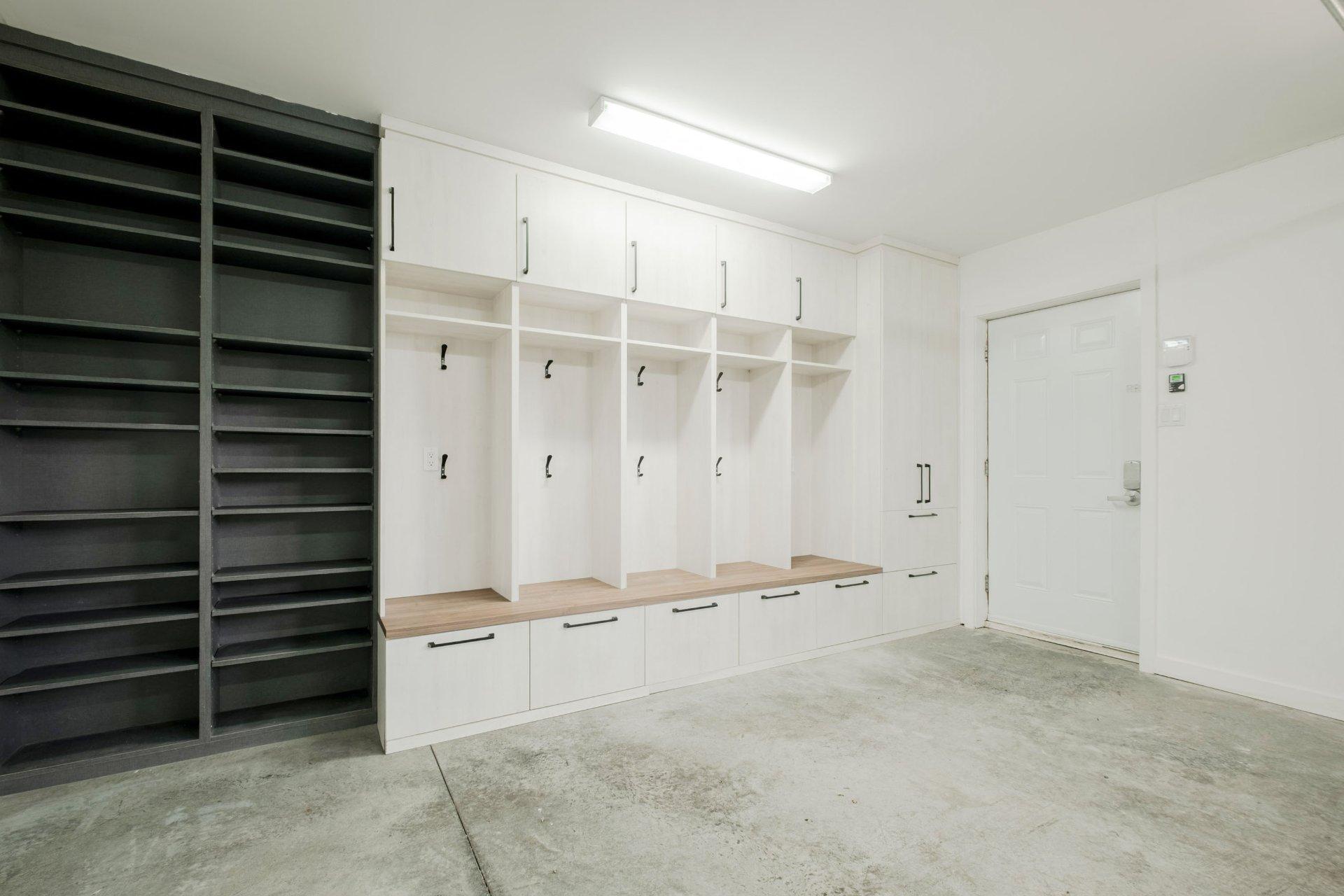 









10


Rue de la Vallée

,
Waterloo,




QC
J0E2N0

