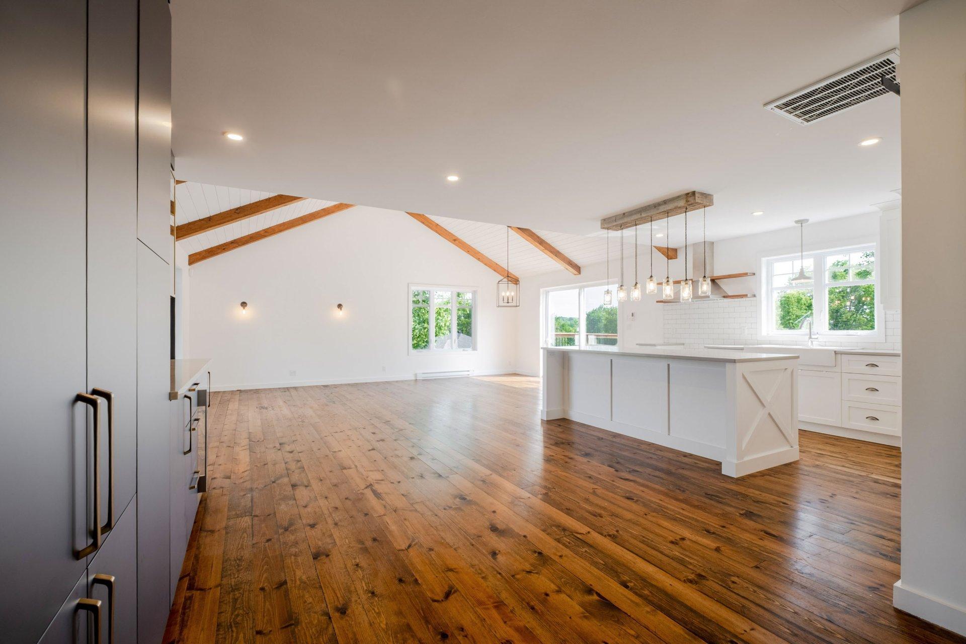 









10


Rue de la Vallée

,
Waterloo,




QC
J0E2N0

