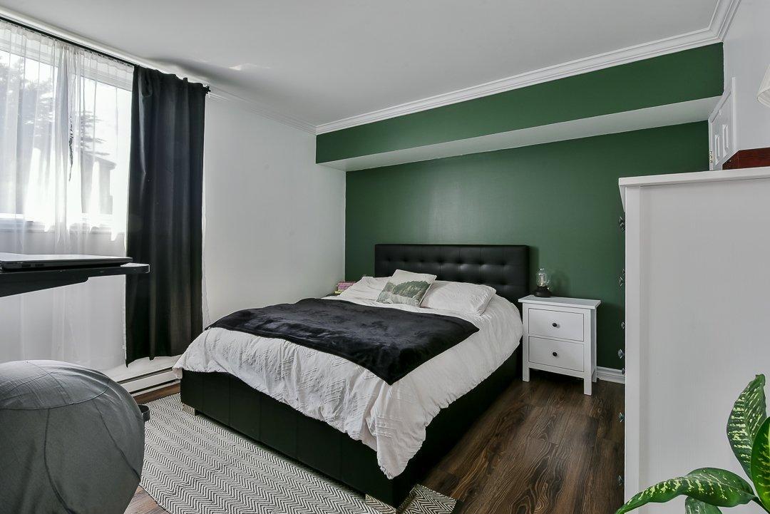 









560


Rue Notre-Dame

, 1,
La Prairie,




QC
J5R6A2

