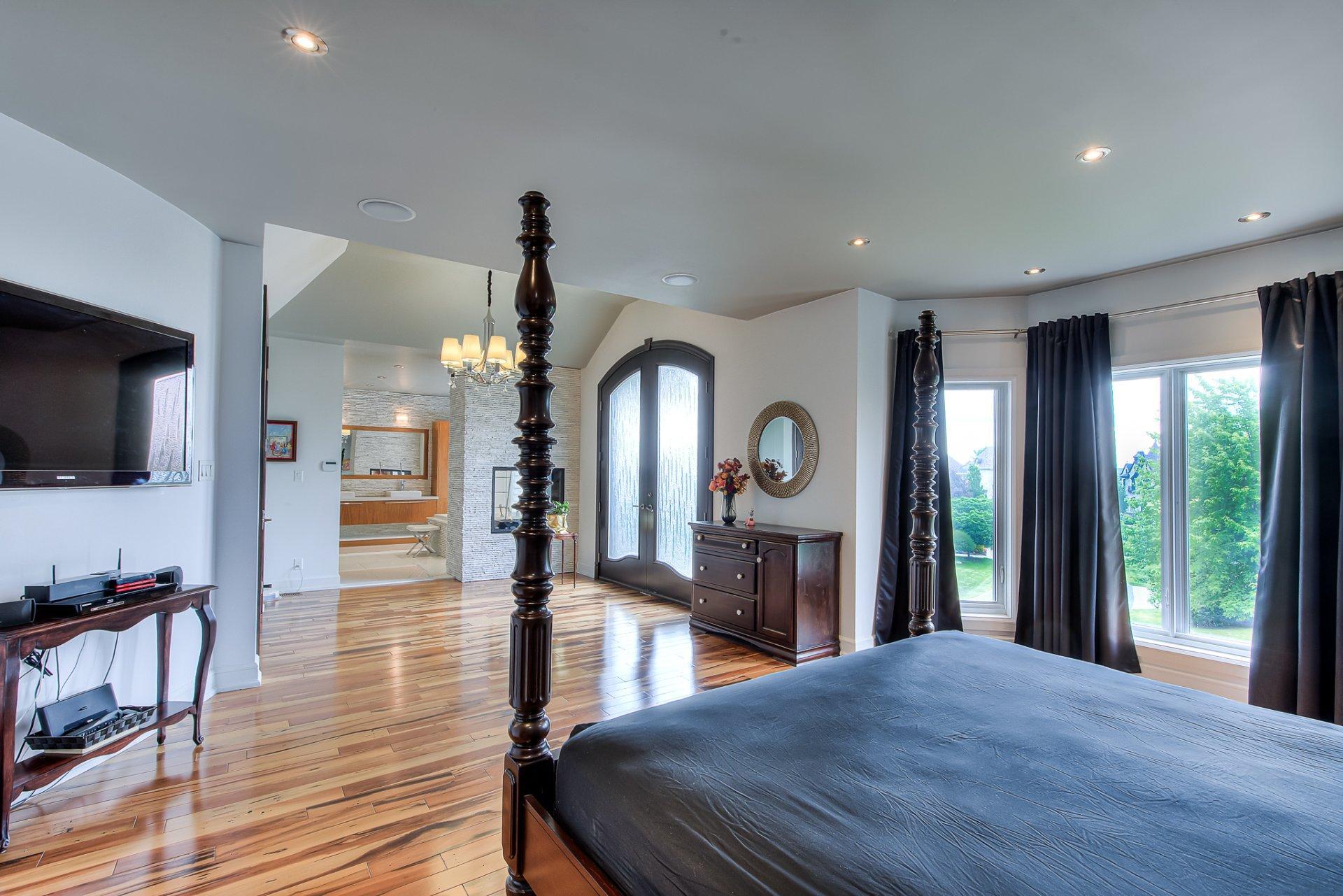 









3770


Rue de Louviers

,
Brossard,




QC
J4H3J4

