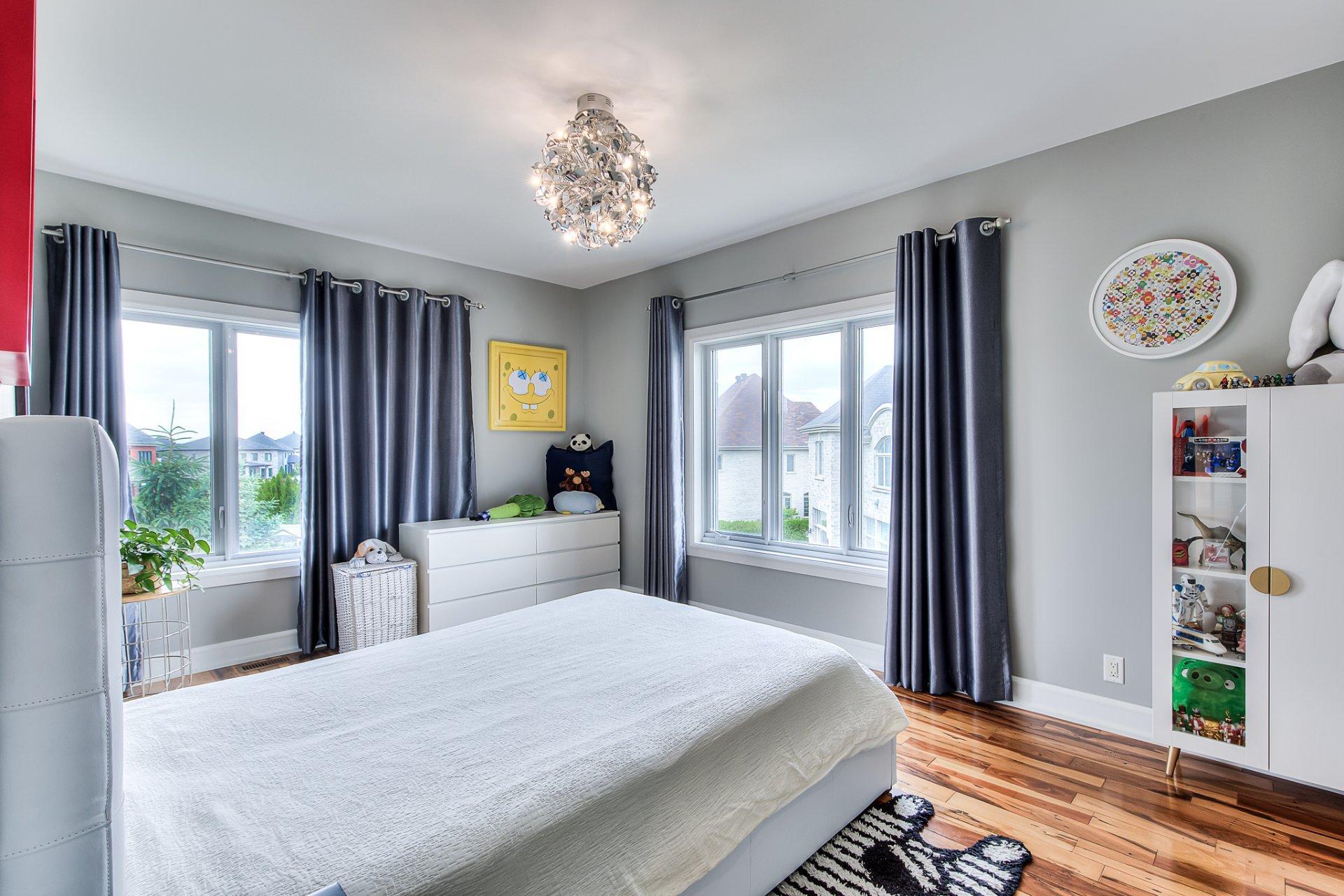









3770


Rue de Louviers

,
Brossard,




QC
J4H3J4

