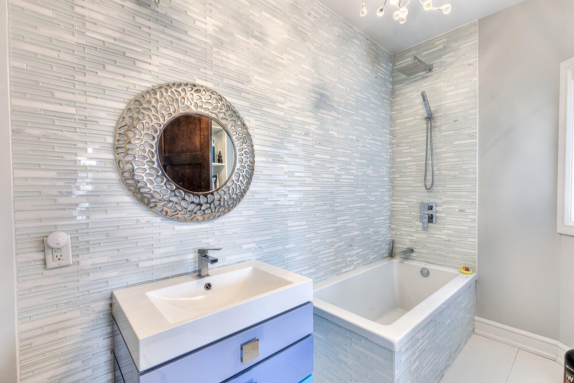 









3770


Rue de Louviers

,
Brossard,




QC
J4H3J4

