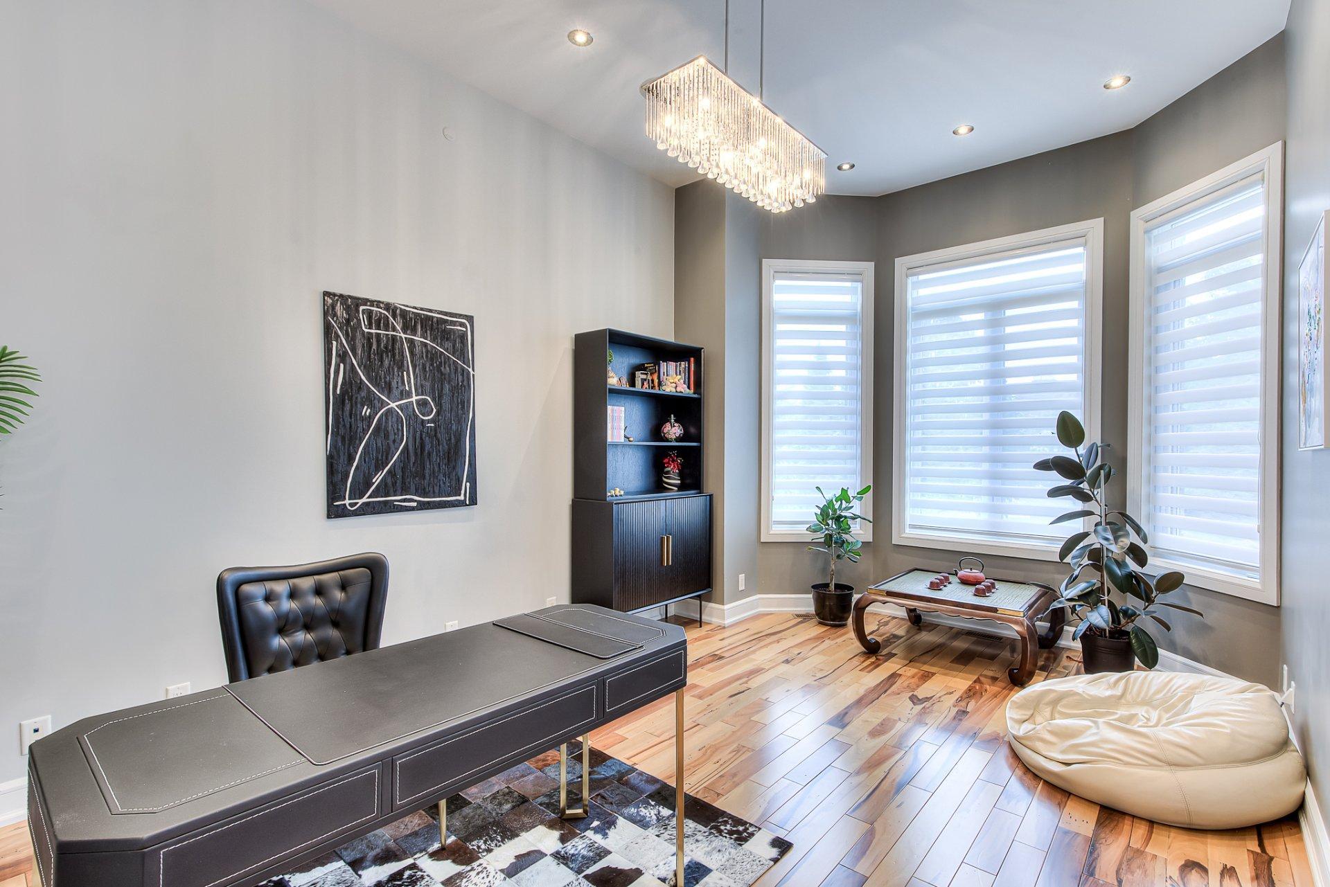 









3770


Rue de Louviers

,
Brossard,




QC
J4H3J4

