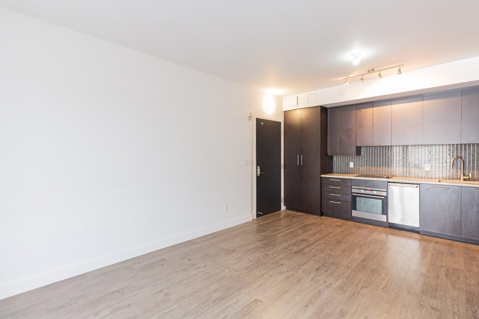 









3300


Av. Troie

, 205,
Montréal (Côte-des-Neiges/Notre-Dame-de-Grâce),




QC
H3V1A9

