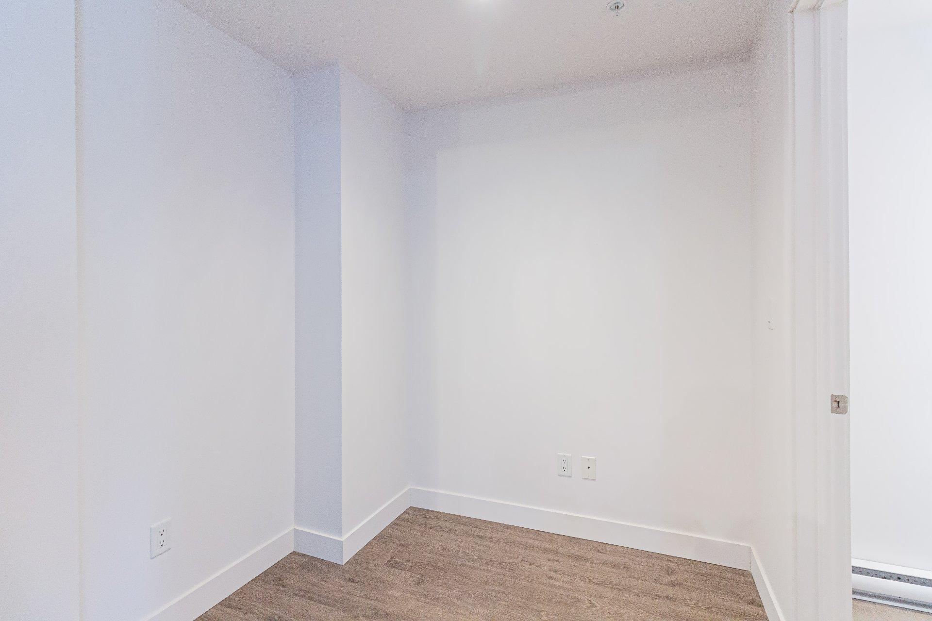 









3300


Av. Troie

, 205,
Montréal (Côte-des-Neiges/Notre-Dame-de-Grâce),




QC
H3V1A9

