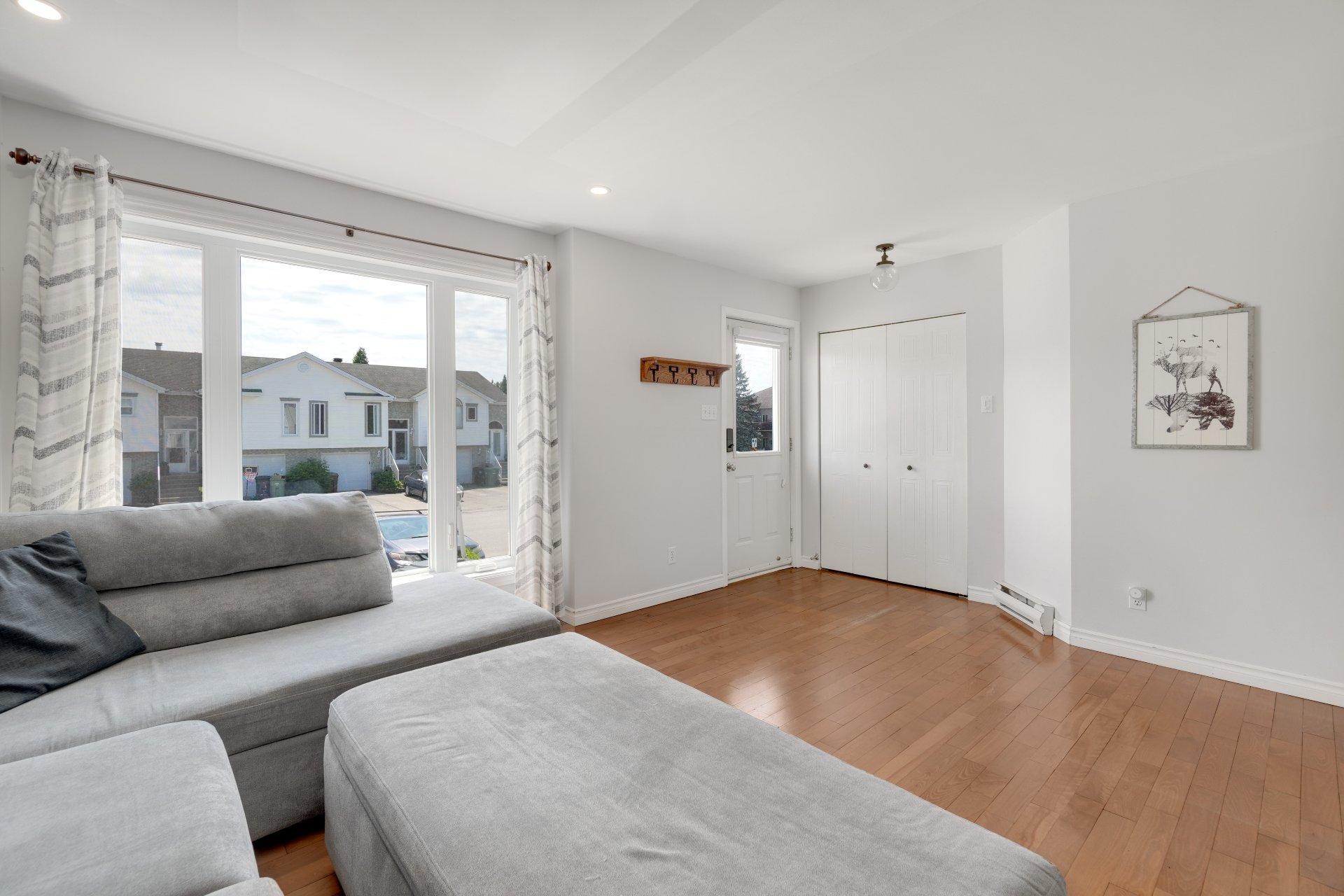 









1206


Rue Zétes

,
Sherbrooke (Brompton/Rock Forest/Saint-Élie/Deauville),




QC
J1R0K3

