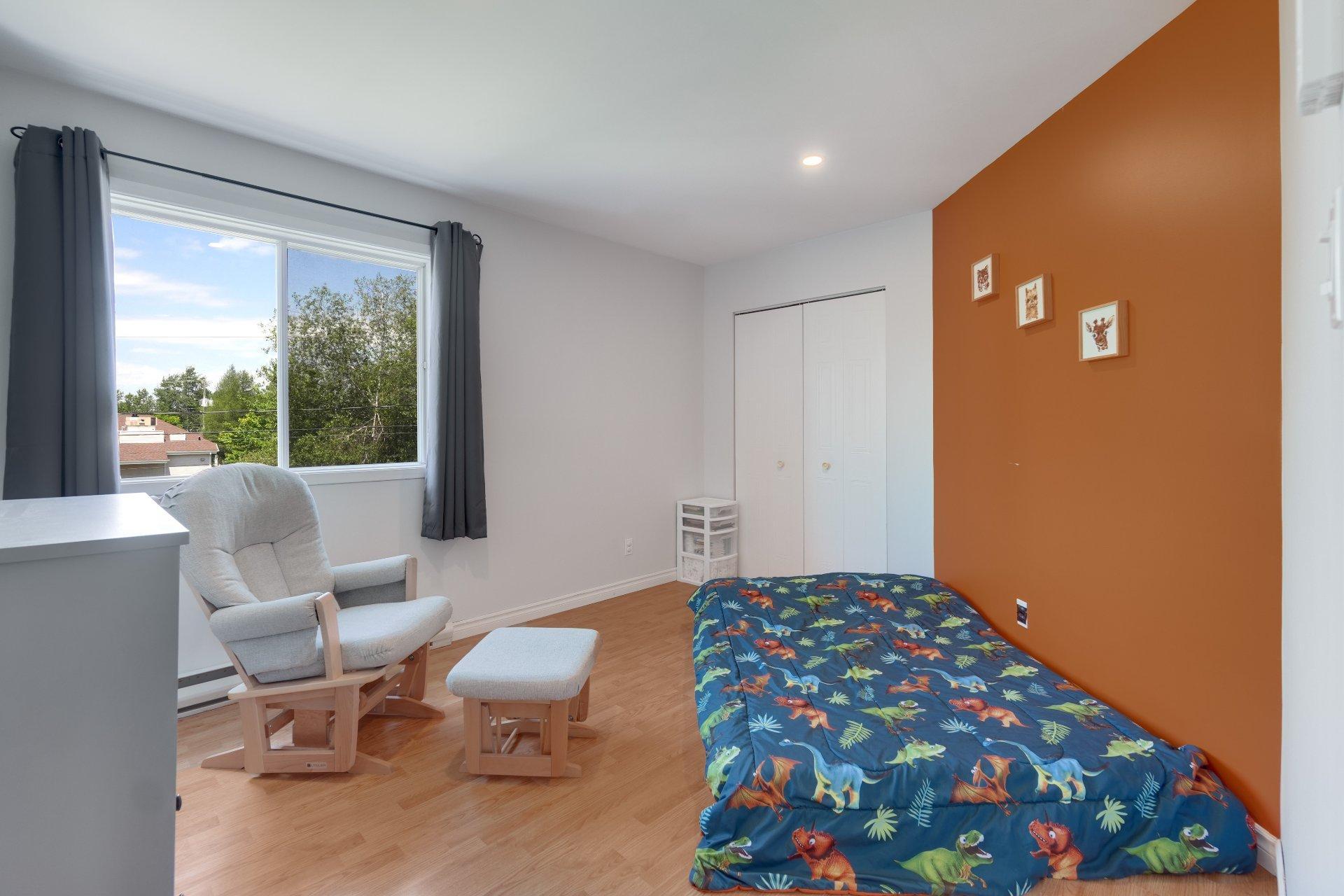 









1206


Rue Zétes

,
Sherbrooke (Brompton/Rock Forest/Saint-Élie/Deauville),




QC
J1R0K3

