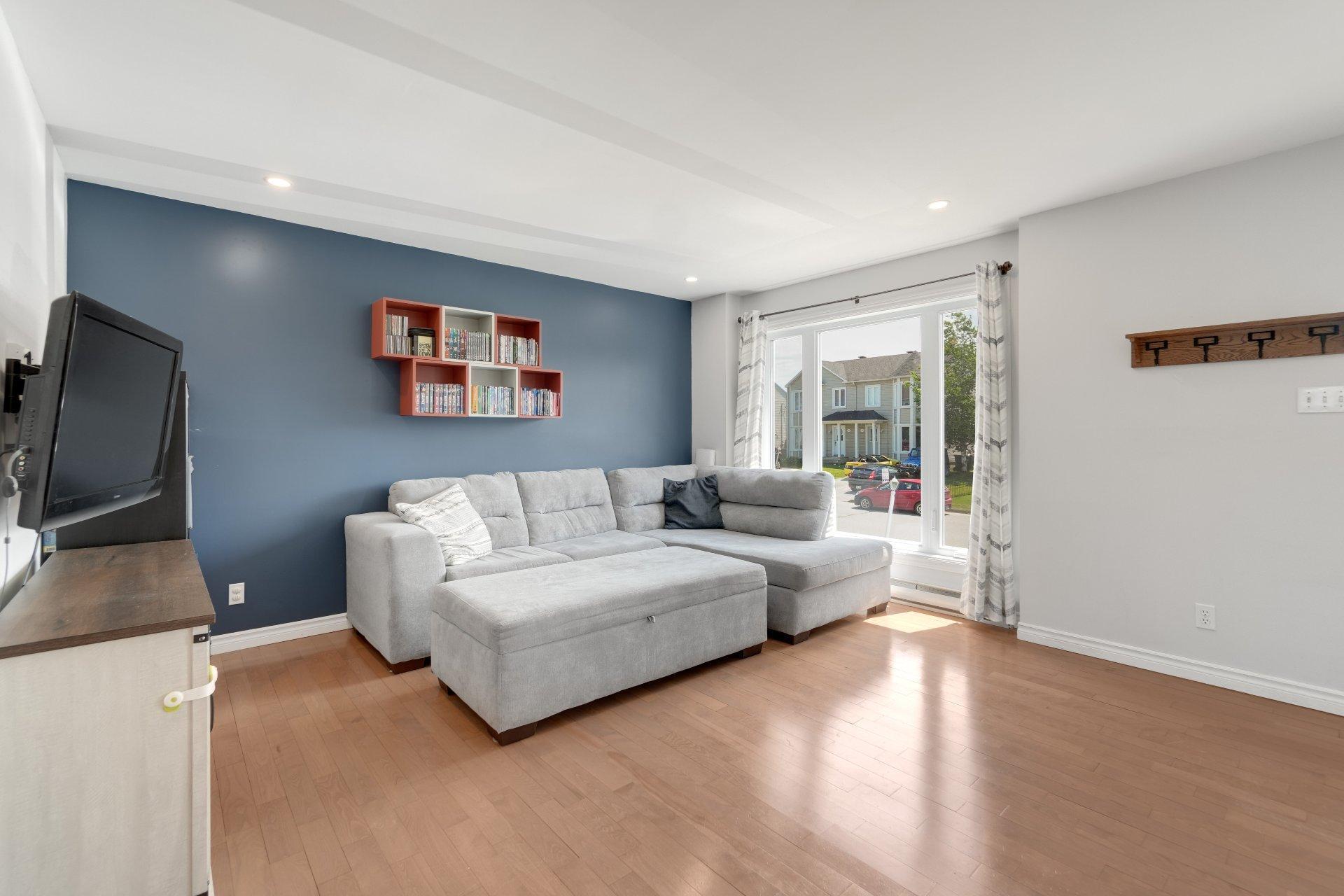 









1206


Rue Zétes

,
Sherbrooke (Brompton/Rock Forest/Saint-Élie/Deauville),




QC
J1R0K3

