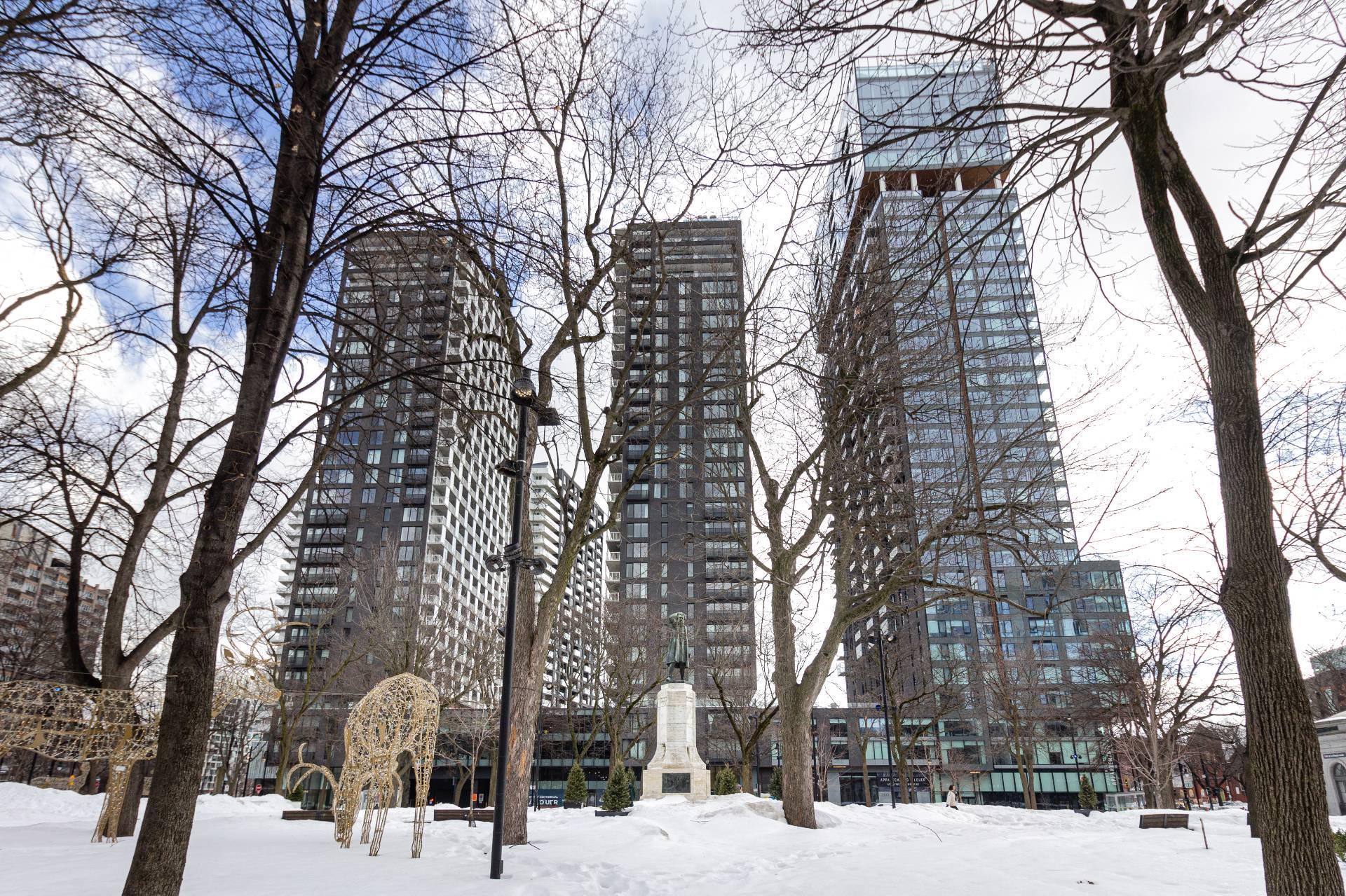 









2320


Rue Tupper

, 2005,
Montréal (Ville-Marie),




QC
H3H0B8

