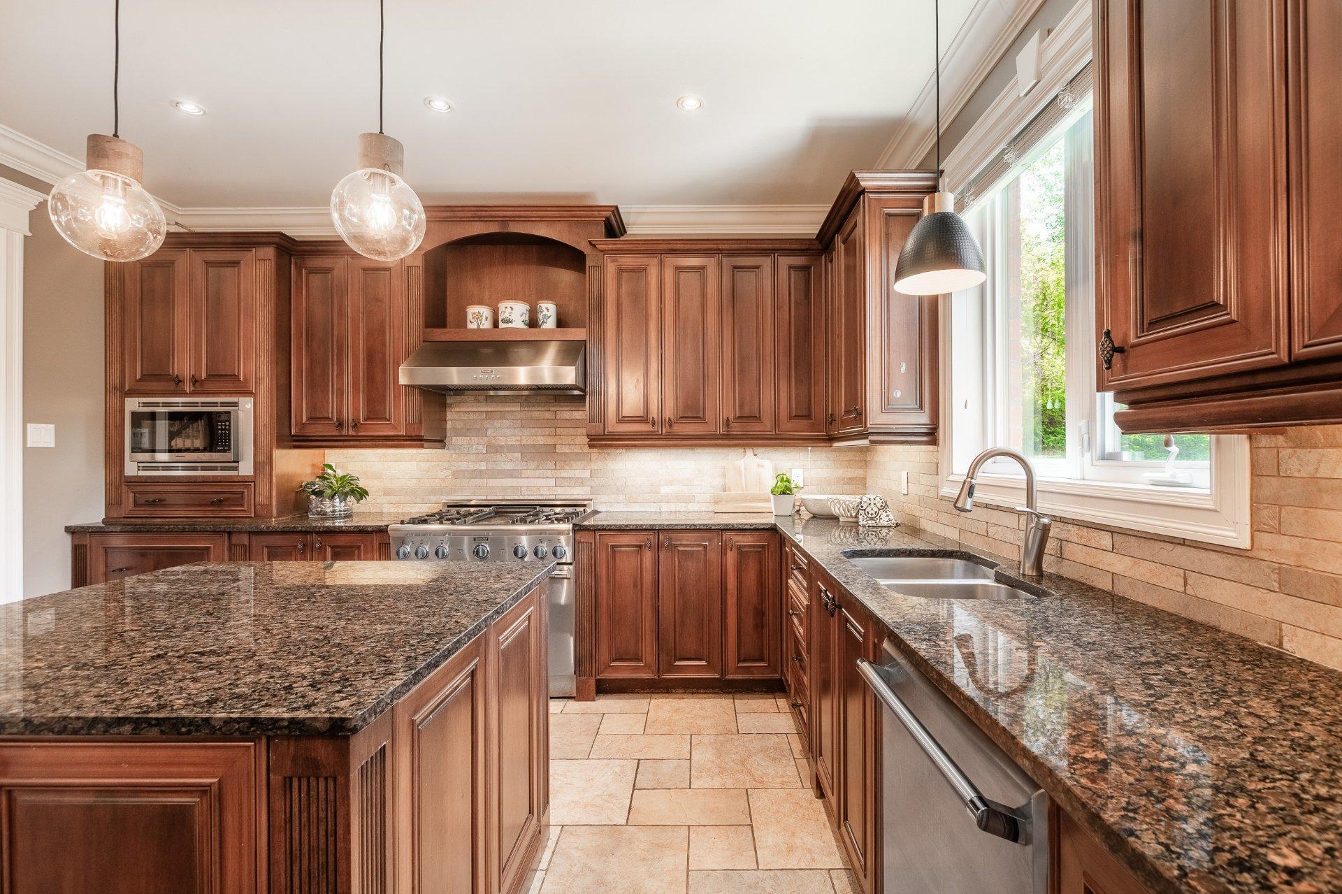 









132


Rue Antoine-Forestier

,
Carignan,




QC
J3L0A4

