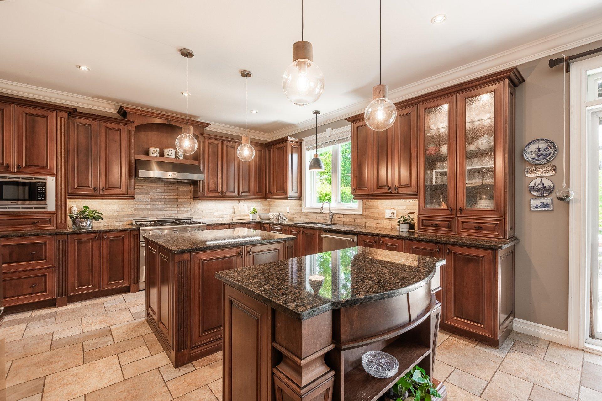 









132


Rue Antoine-Forestier

,
Carignan,




QC
J3L0A4

