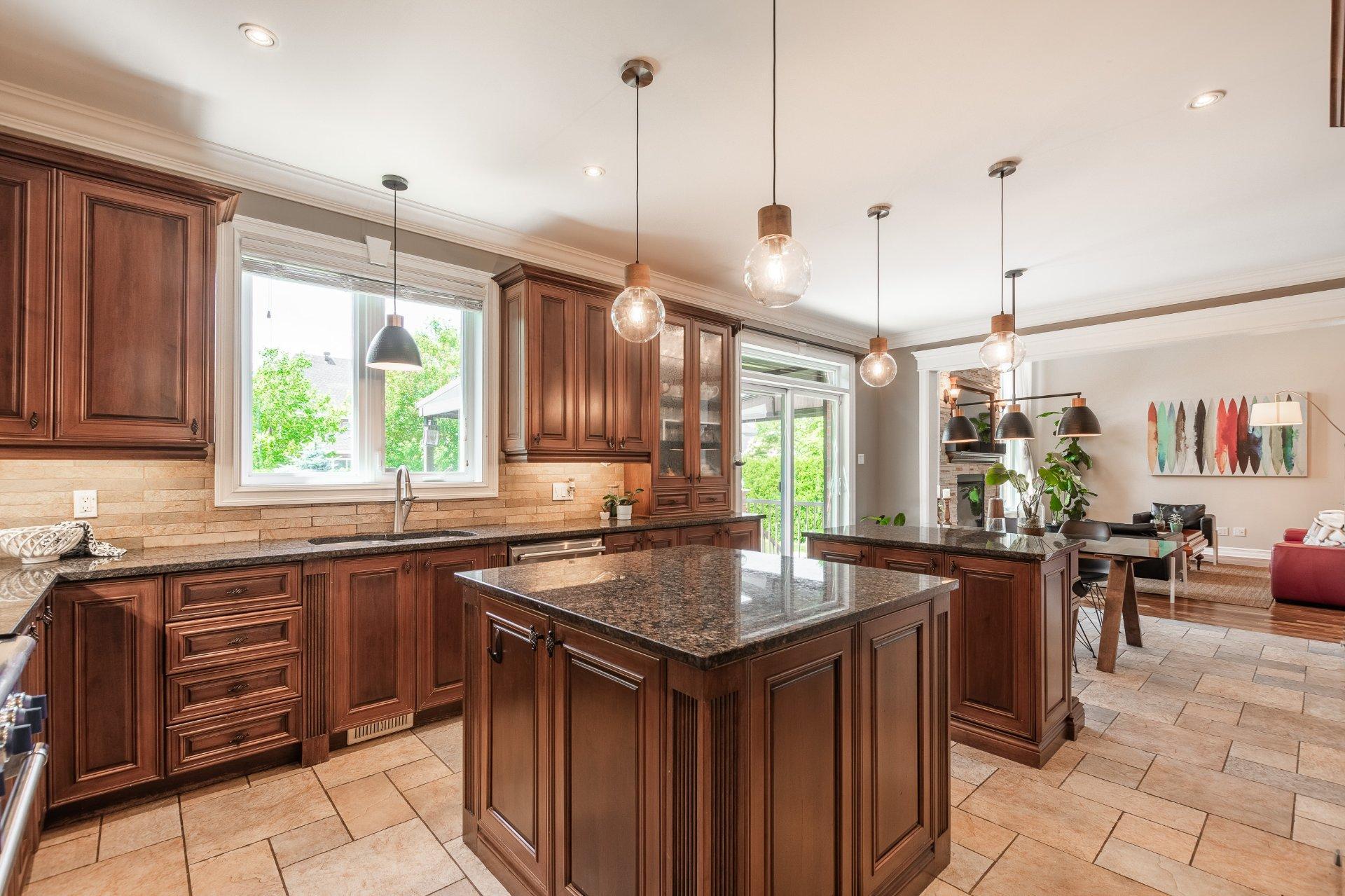 









132


Rue Antoine-Forestier

,
Carignan,




QC
J3L0A4


