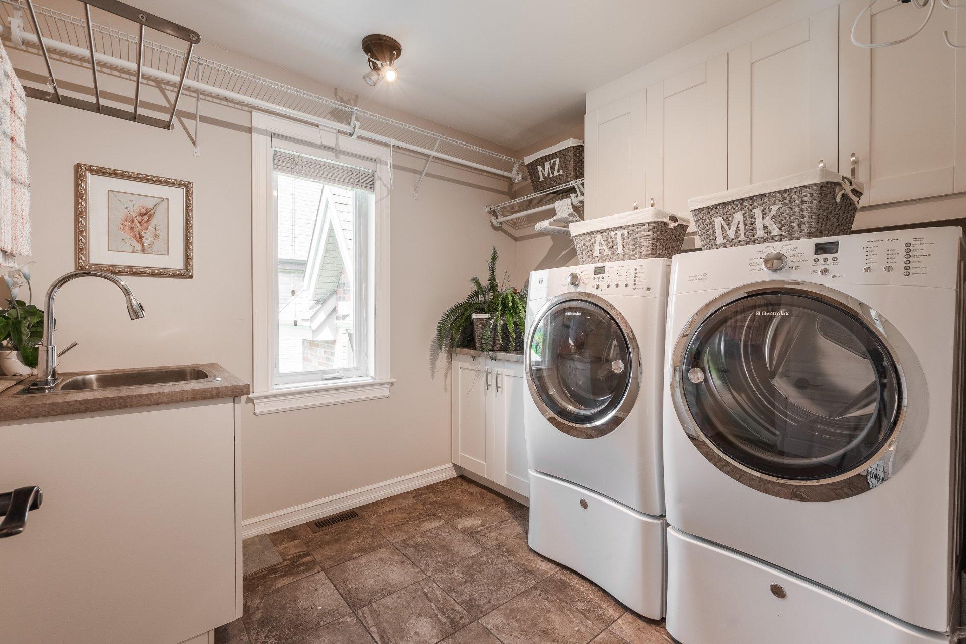 









132


Rue Antoine-Forestier

,
Carignan,




QC
J3L0A4


