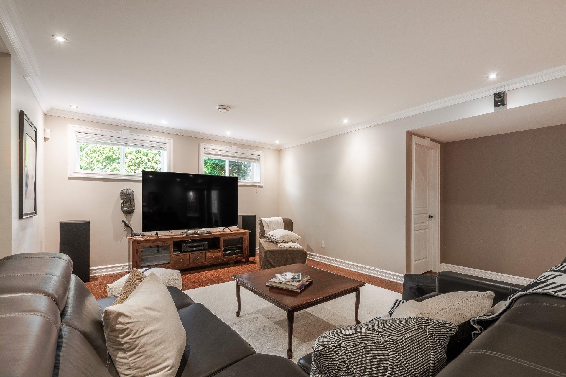 









132


Rue Antoine-Forestier

,
Carignan,




QC
J3L0A4

