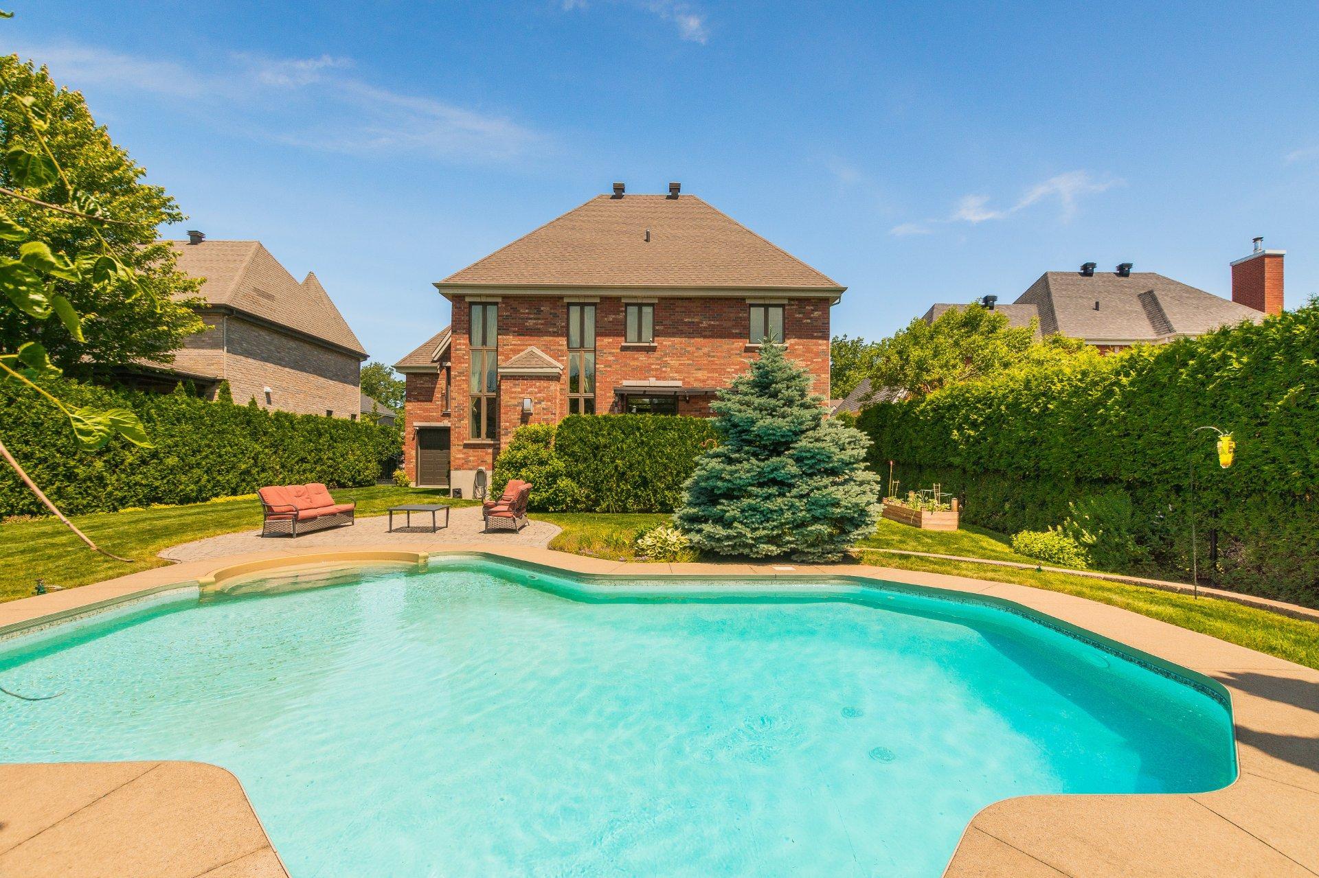 









132


Rue Antoine-Forestier

,
Carignan,




QC
J3L0A4

