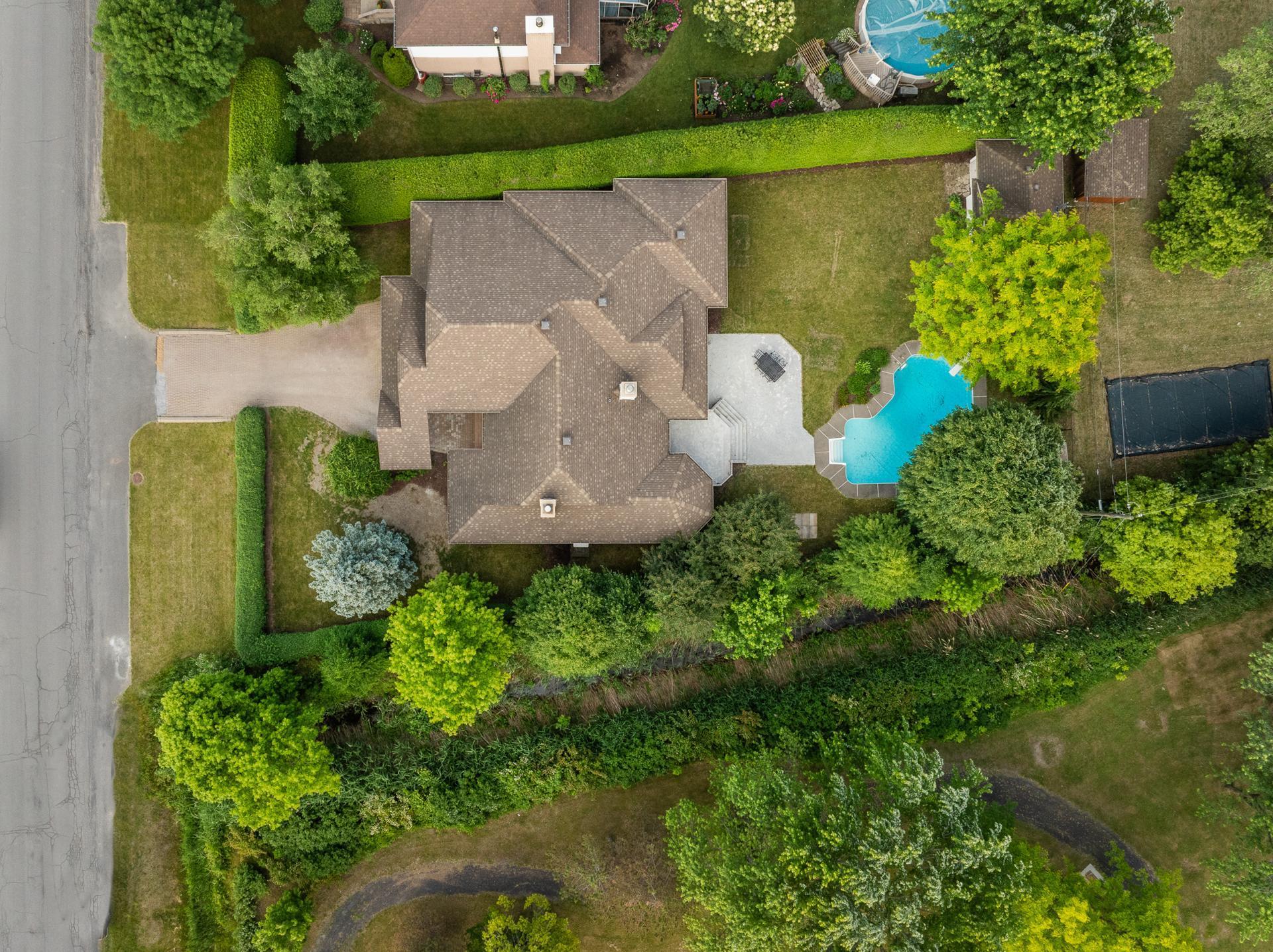 









206


Rue de la Canadienne

,
Saint-Jean-sur-Richelieu,




QC
J2Y1B2

