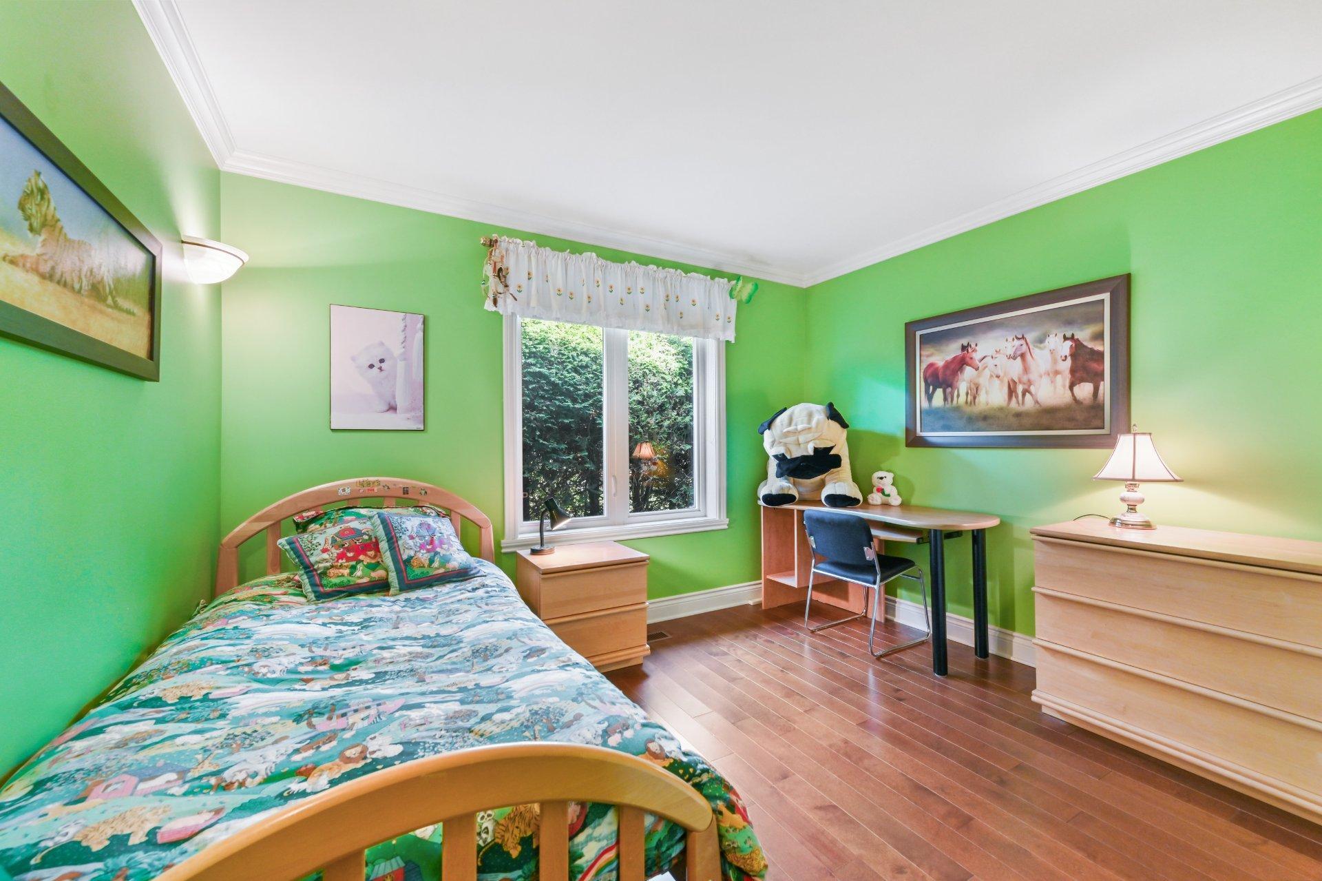 









206


Rue de la Canadienne

,
Saint-Jean-sur-Richelieu,




QC
J2Y1B2

