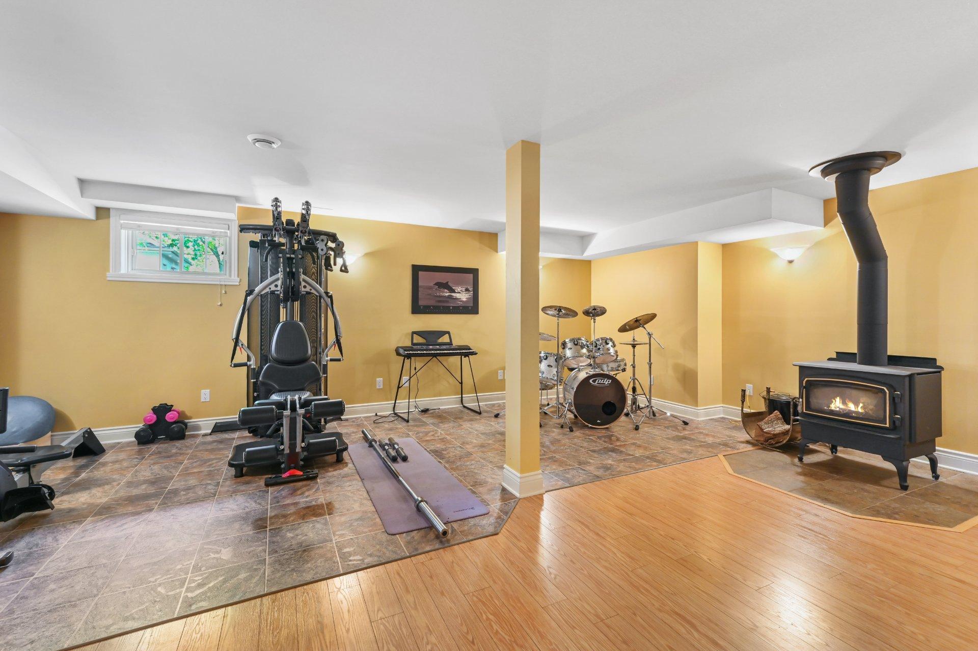









206


Rue de la Canadienne

,
Saint-Jean-sur-Richelieu,




QC
J2Y1B2

