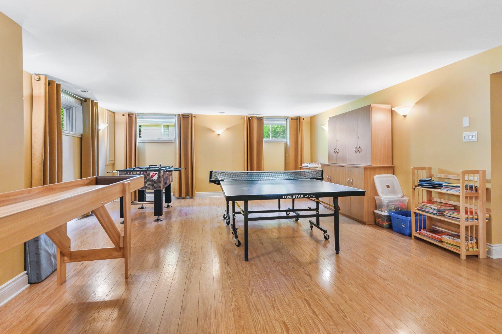 









206


Rue de la Canadienne

,
Saint-Jean-sur-Richelieu,




QC
J2Y1B2

