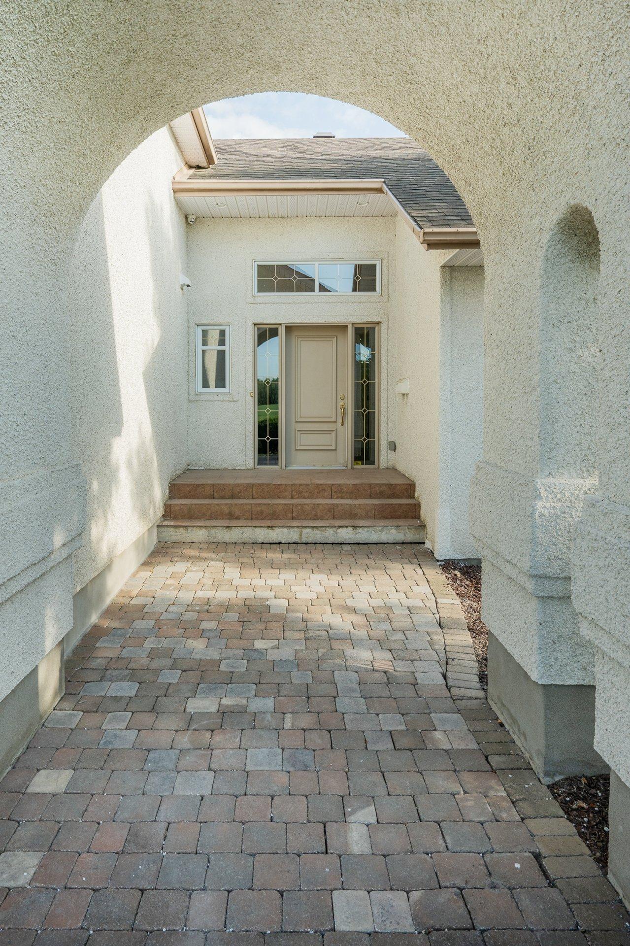 









206


Rue de la Canadienne

,
Saint-Jean-sur-Richelieu,




QC
J2Y1B2

