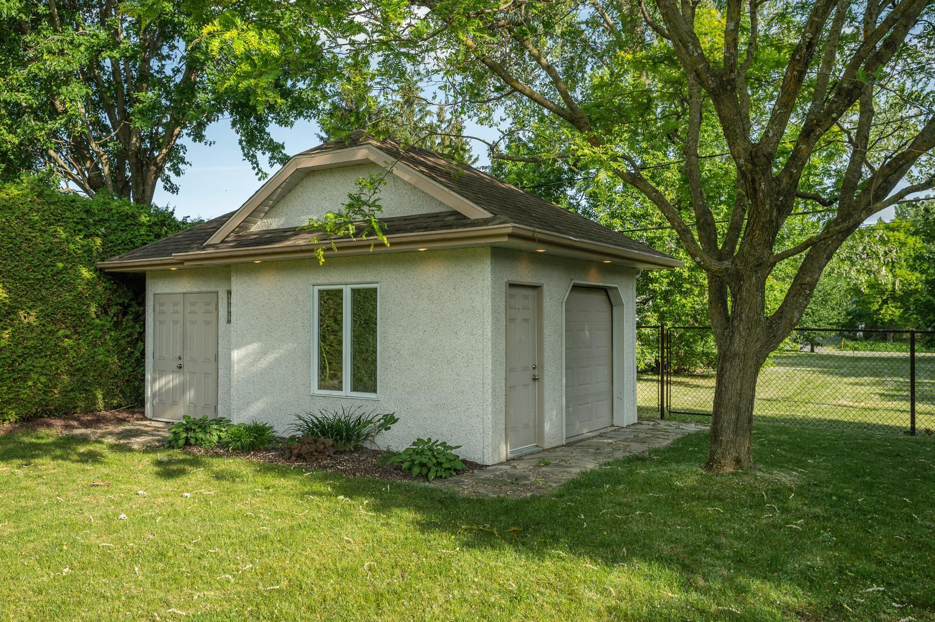 









206


Rue de la Canadienne

,
Saint-Jean-sur-Richelieu,




QC
J2Y1B2

