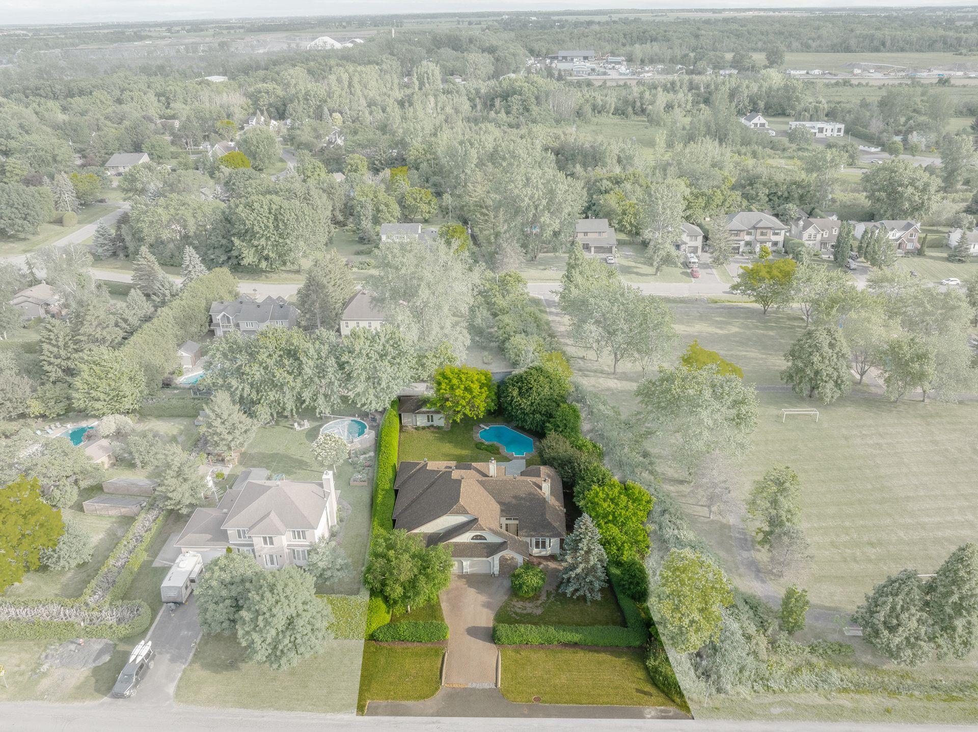 









206


Rue de la Canadienne

,
Saint-Jean-sur-Richelieu,




QC
J2Y1B2


