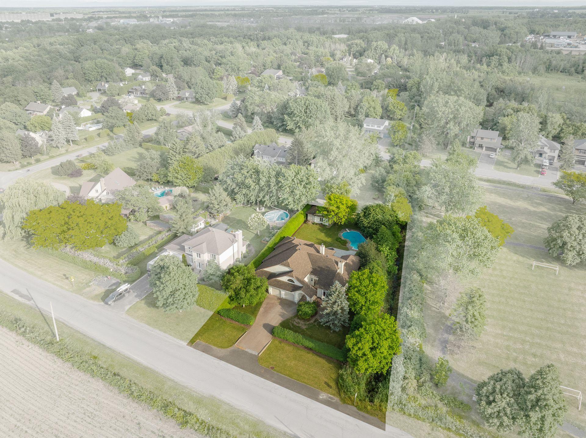









206


Rue de la Canadienne

,
Saint-Jean-sur-Richelieu,




QC
J2Y1B2

