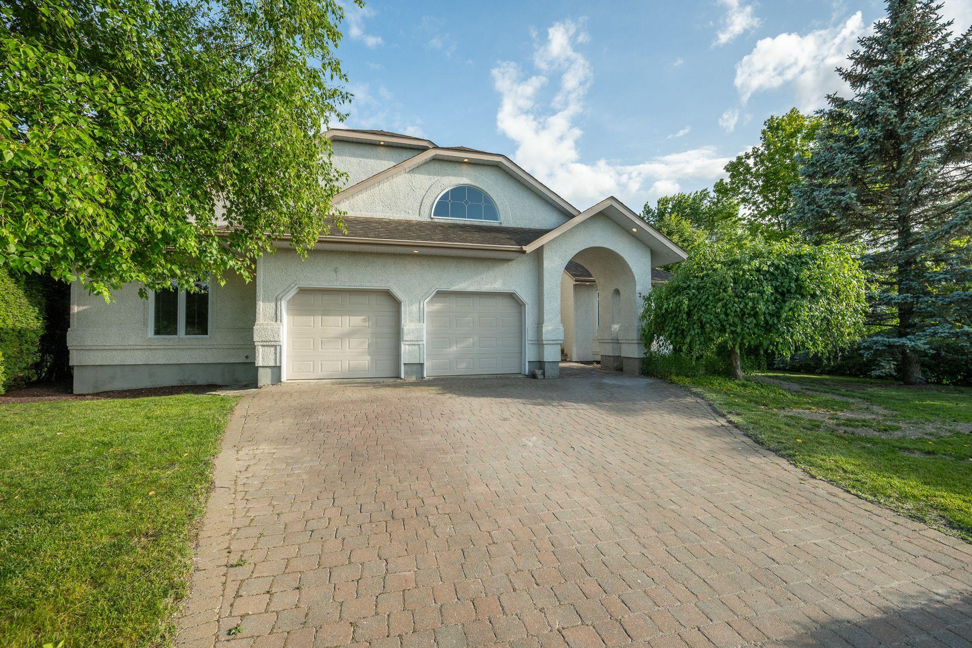 









206


Rue de la Canadienne

,
Saint-Jean-sur-Richelieu,




QC
J2Y1B2

