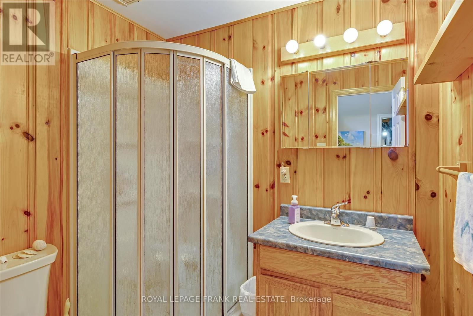 












110 GREENHILL DRIVE

,
Peterborough West (Central),




Ontario
K9J6E4

