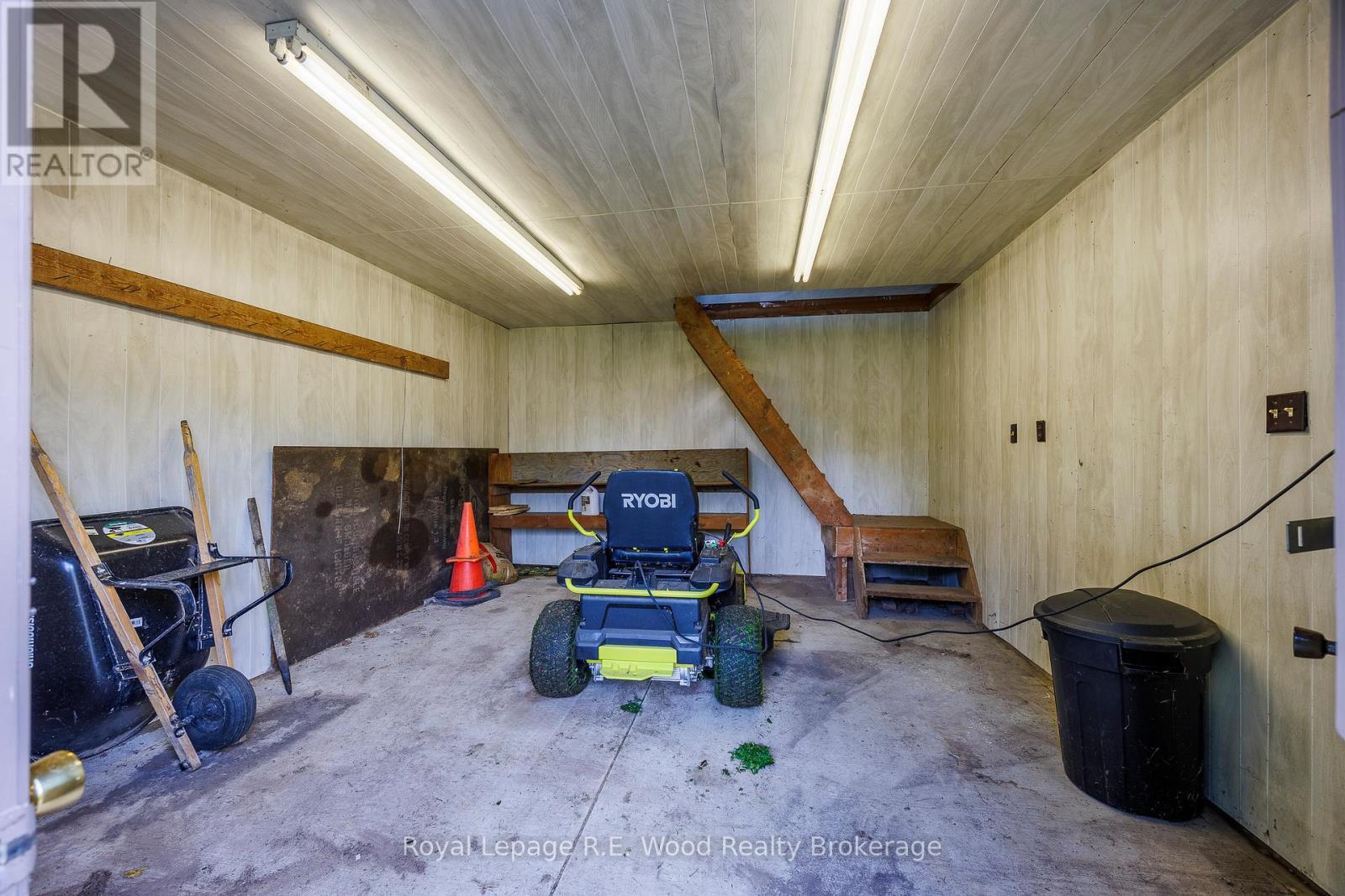 












164047 BROWNSVILLE ROAD

,
South-West Oxford,




Ontario
N4G4G8

