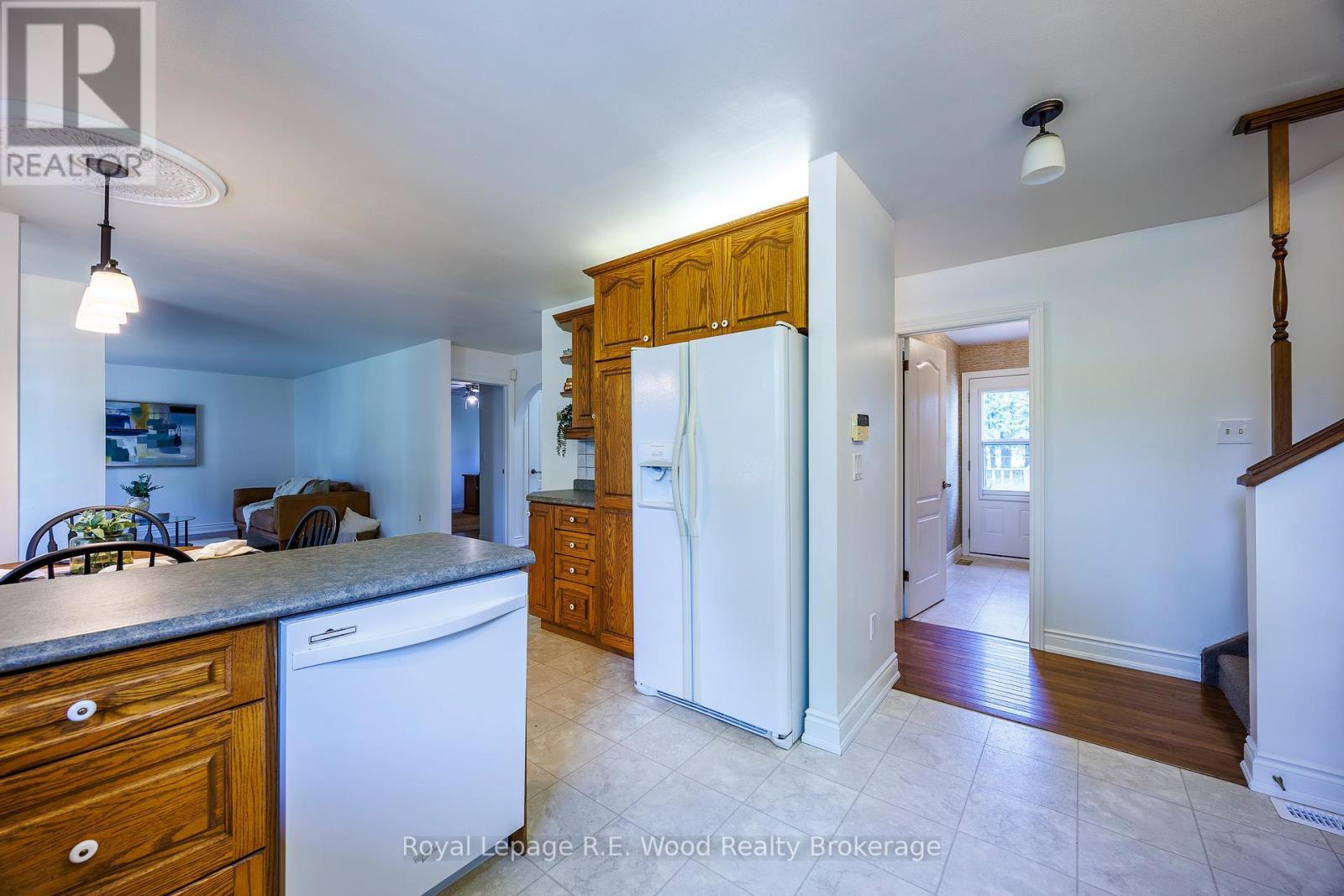 












164047 BROWNSVILLE ROAD

,
South-West Oxford,




Ontario
N4G4G8

