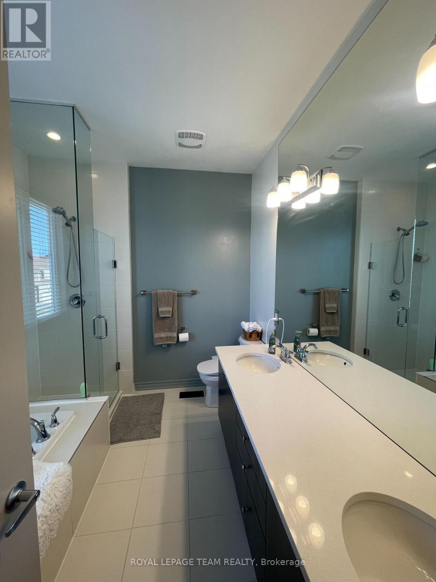 












273 RIVERTREE STREET

,
Ottawa,




Ontario
K2M0J6

