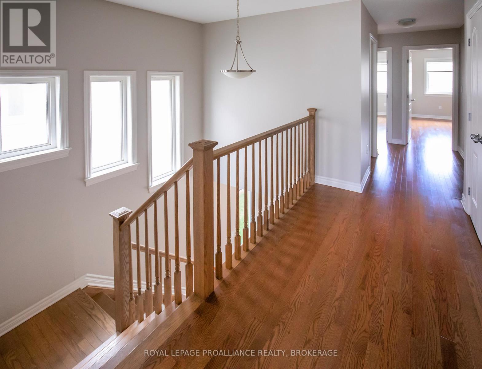 












1099 HORIZON DRIVE

,
Kingston (City Northwest),




Ontario
K7P0M3

