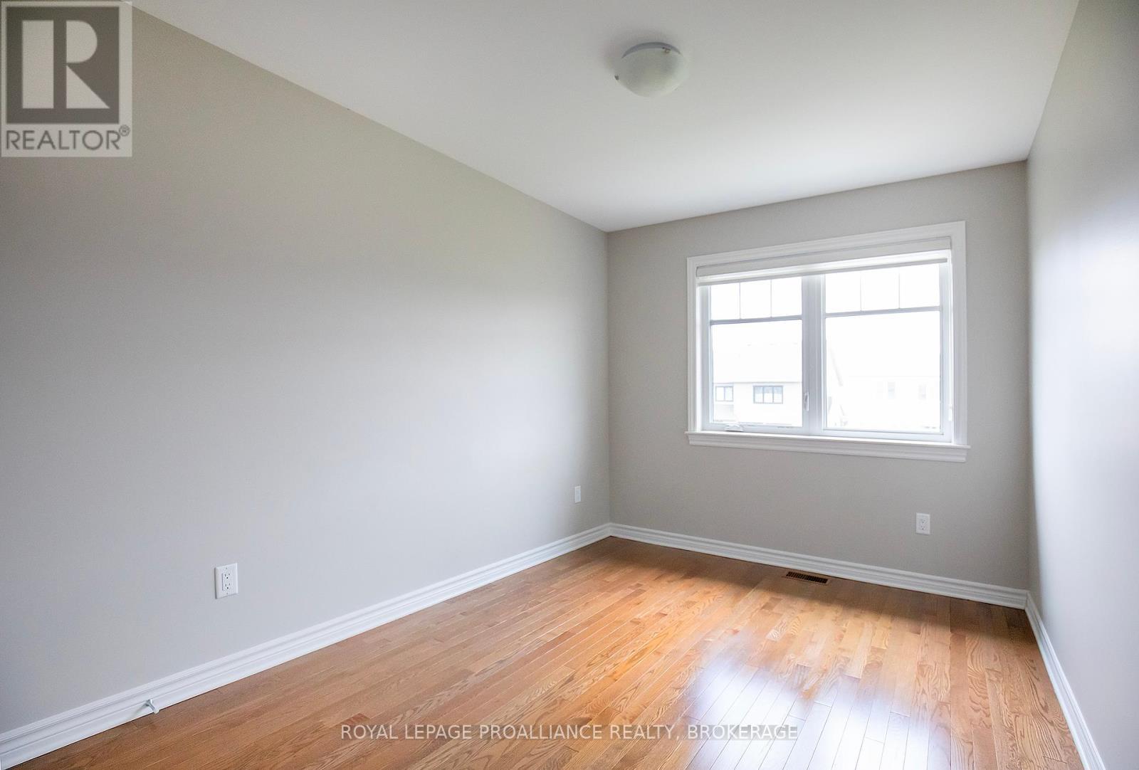 












1099 HORIZON DRIVE

,
Kingston (City Northwest),




Ontario
K7P0M3

