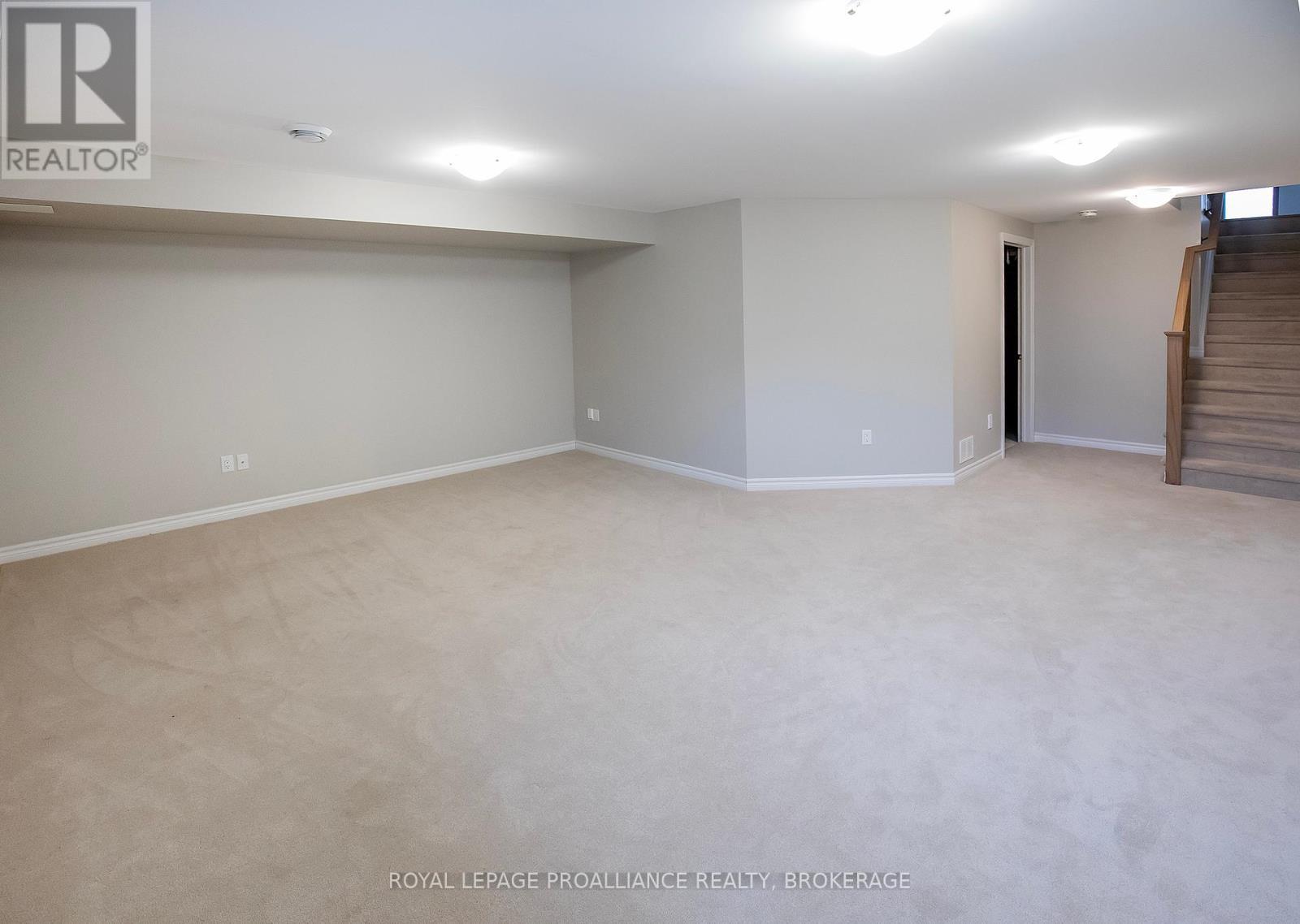 












1099 HORIZON DRIVE

,
Kingston (City Northwest),




Ontario
K7P0M3

