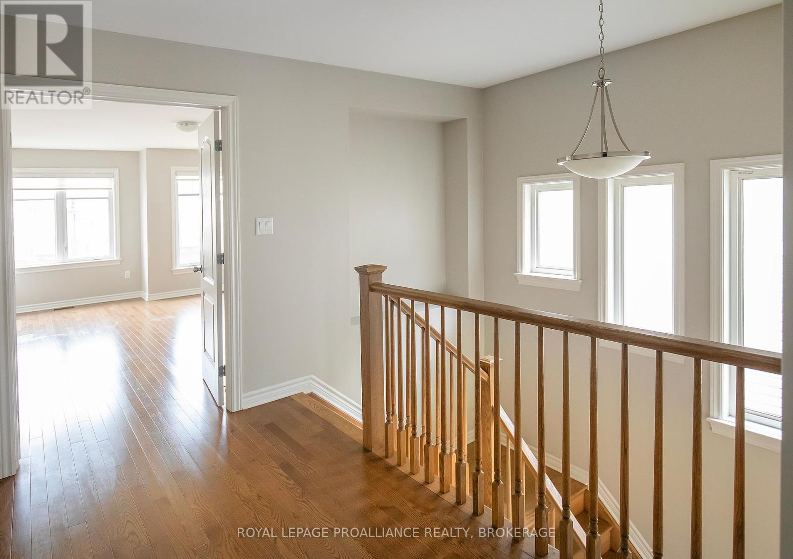 












1099 HORIZON DRIVE

,
Kingston (City Northwest),




Ontario
K7P0M3

