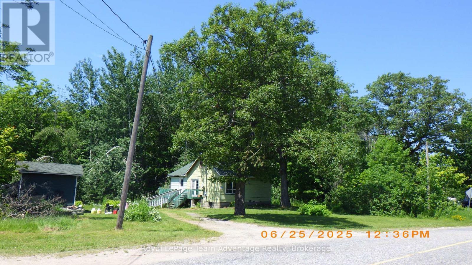 












613 HIGH STREET

,
Georgian Bay (Freeman),




Ontario
P0C1H0

