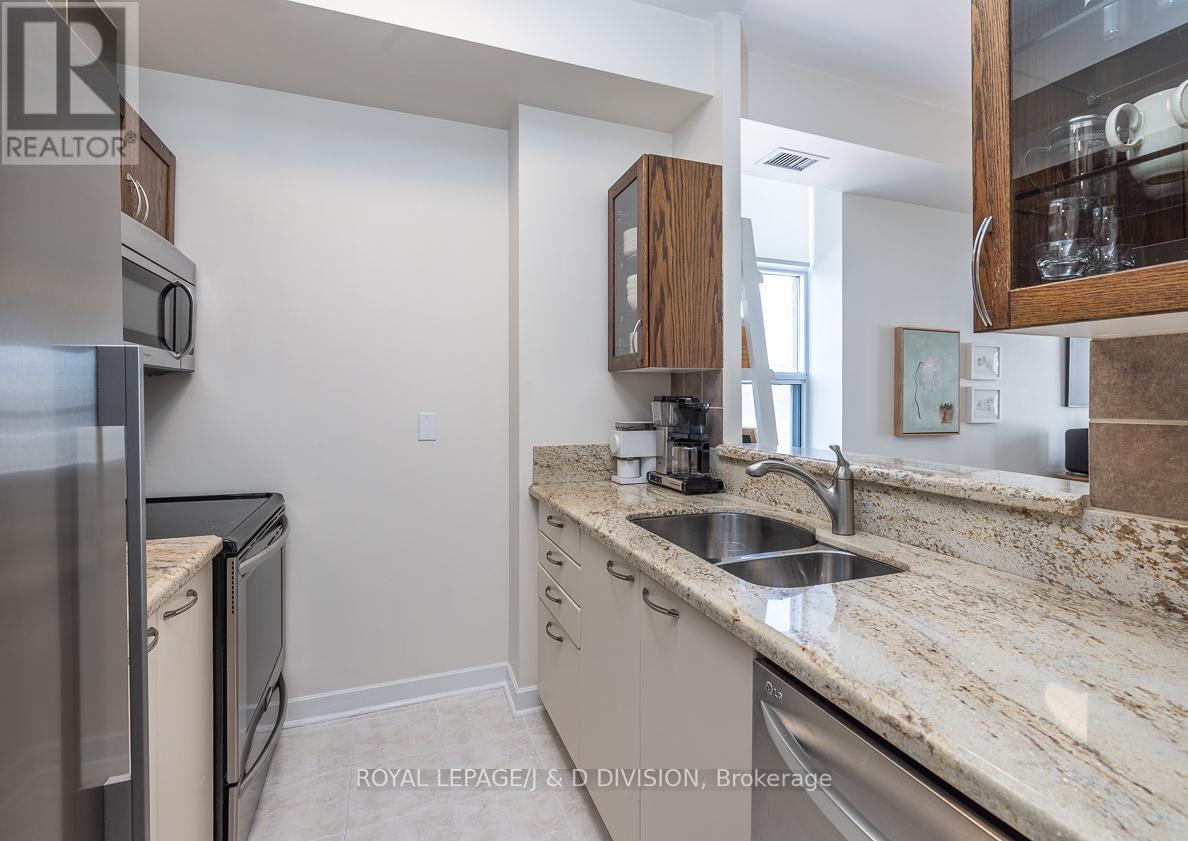 












610 - 438 RICHMOND STREET W

,
Toronto,




Ontario
M5V3S6

