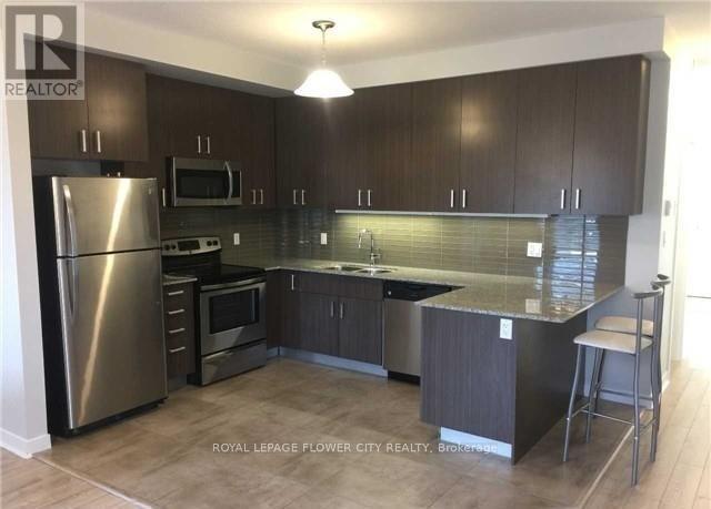 












T211 - 62 BALSAM STREET

,
Waterloo,




Ontario
N2L3H2

