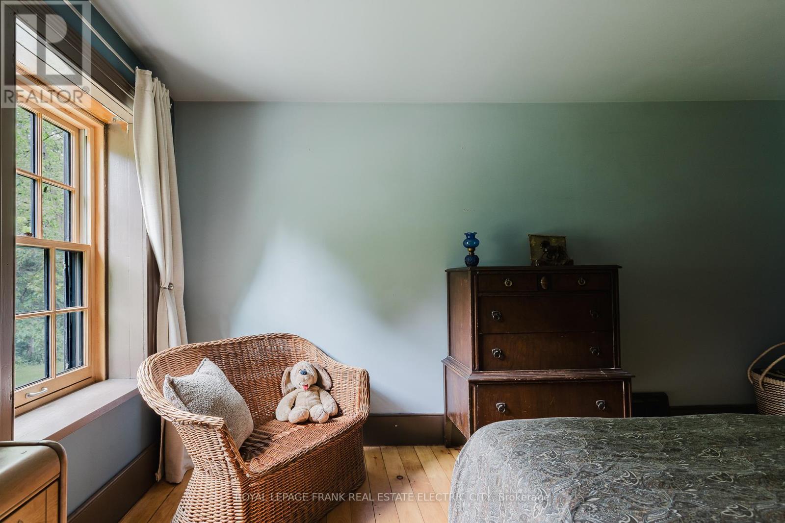 












4242 CEDAR VALLEY ROAD

,
Clarington,




Ontario
L0B1M0

