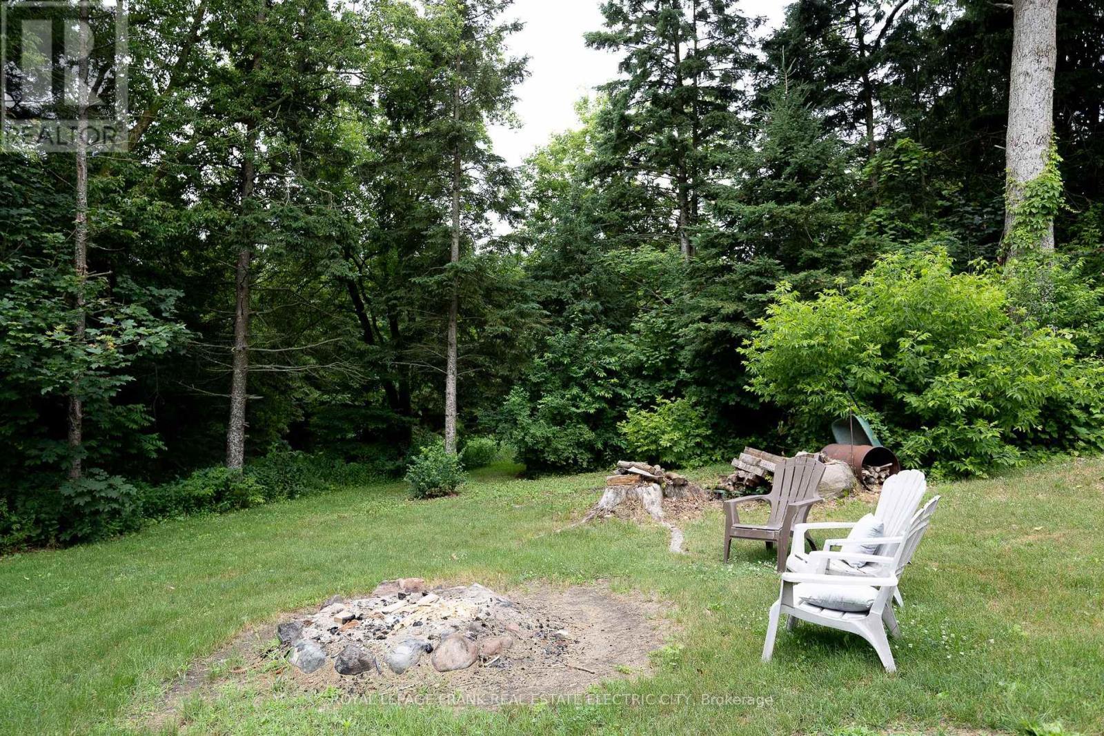 












4242 CEDAR VALLEY ROAD

,
Clarington,




Ontario
L0B1M0

