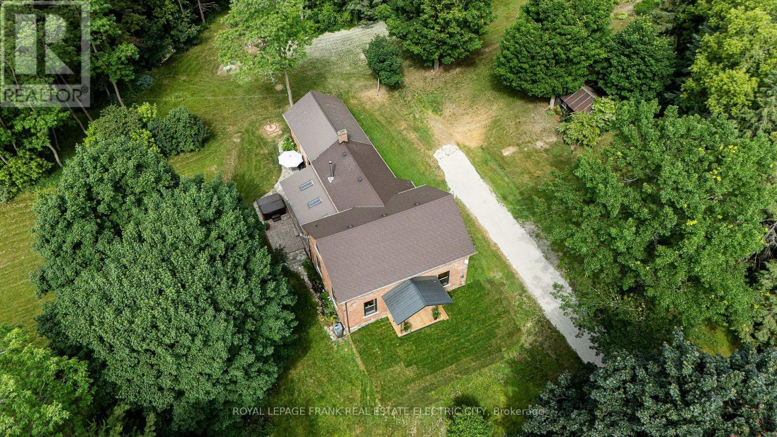 












4242 CEDAR VALLEY ROAD

,
Clarington,




Ontario
L0B1M0

